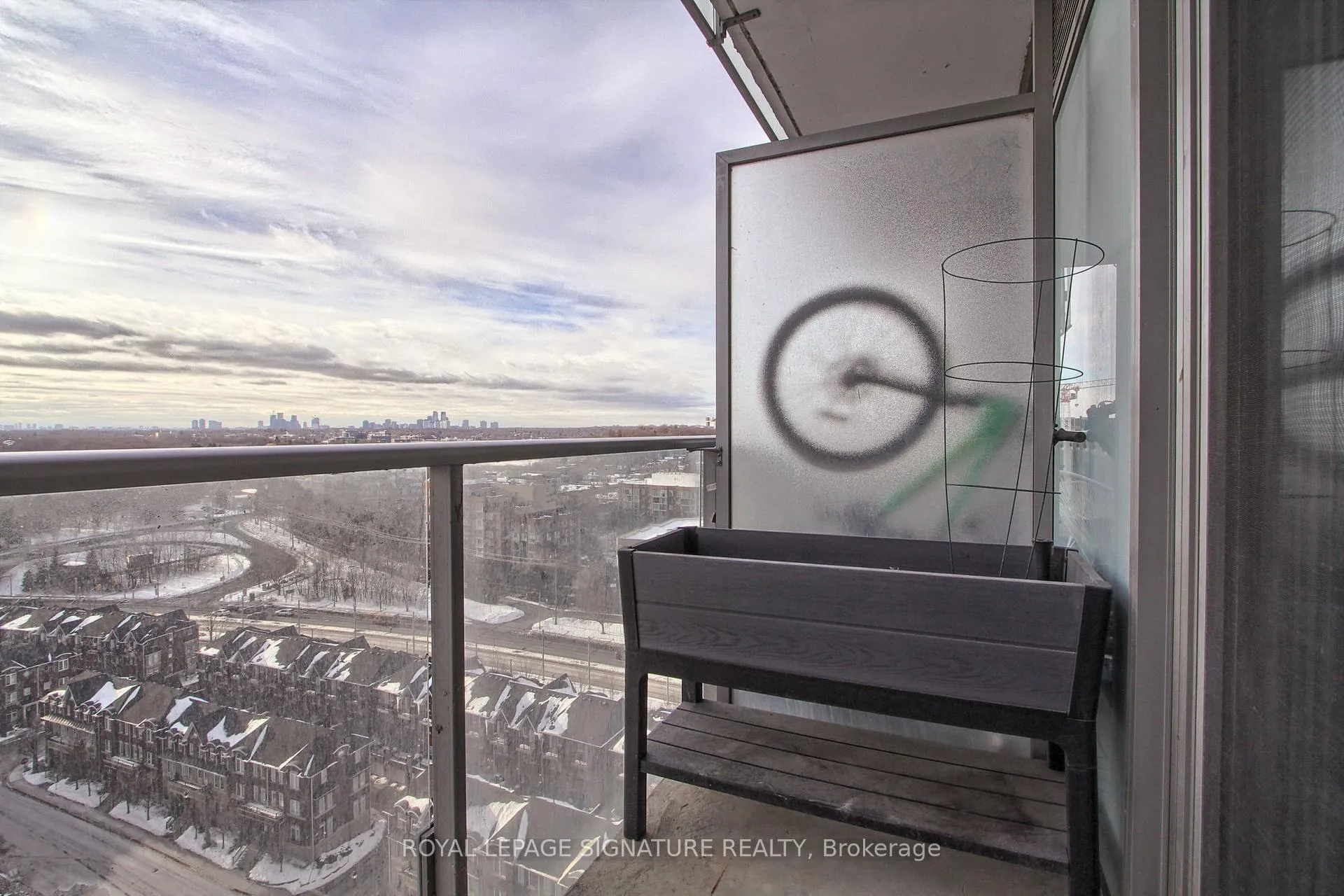 Photo 34 of Unit 1511, 103 The Queensway, Toronto, High Park-Swansea — HOMEH