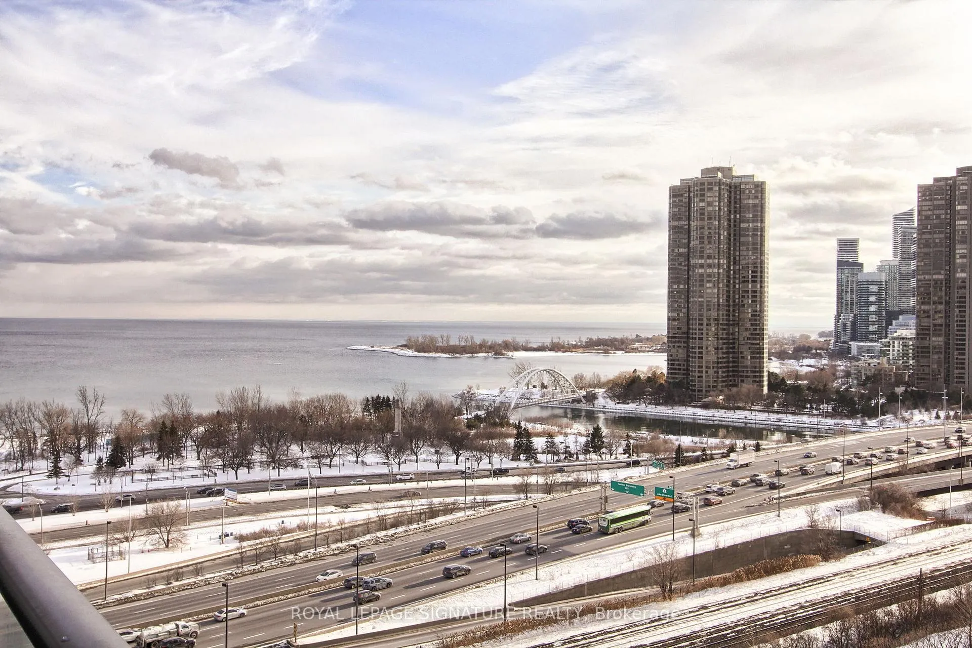 Photo 35 of Unit 1511, 103 The Queensway, Toronto, High Park-Swansea — HOMEH