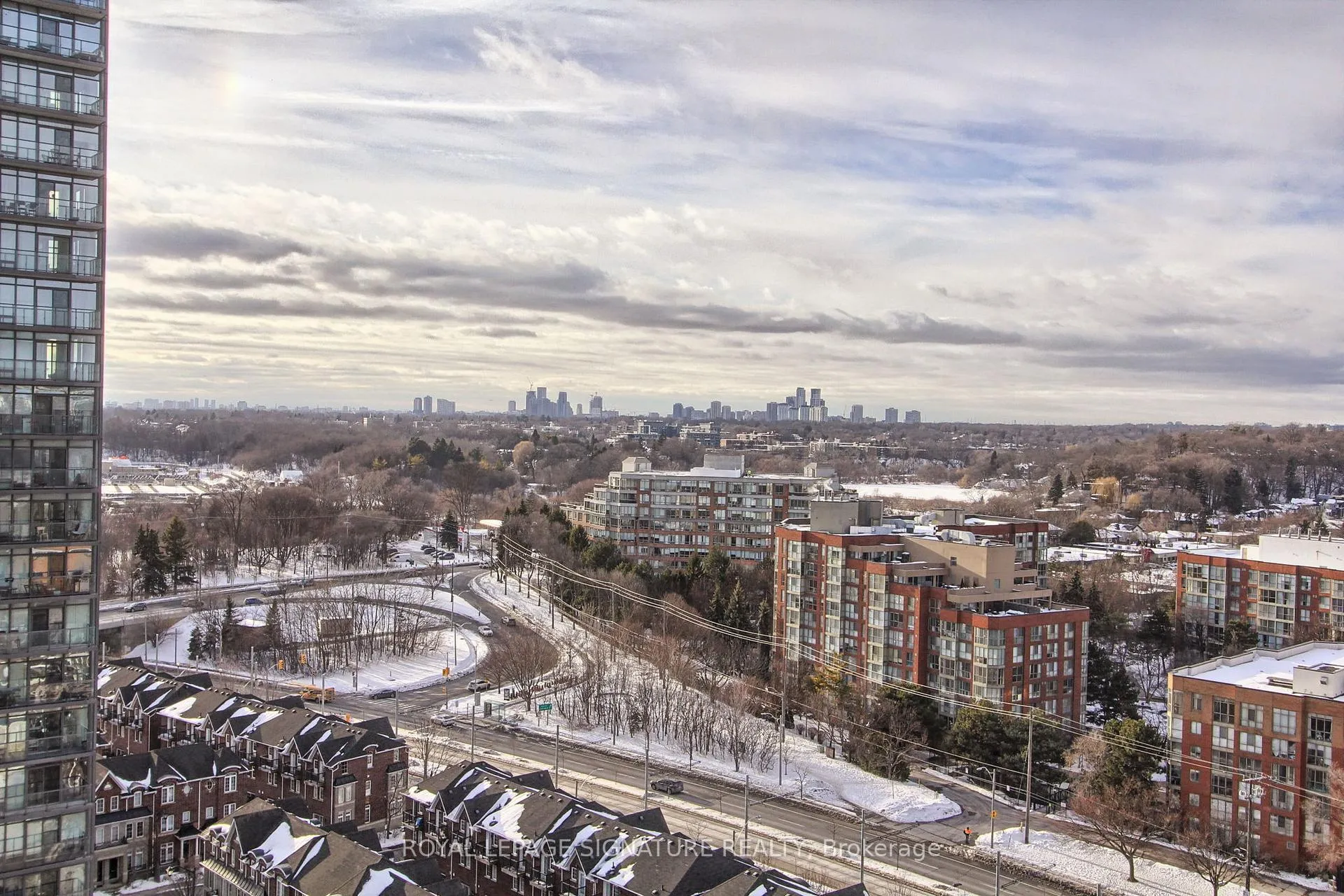 Photo 37 of Unit 1511, 103 The Queensway, Toronto, High Park-Swansea — HOMEH
