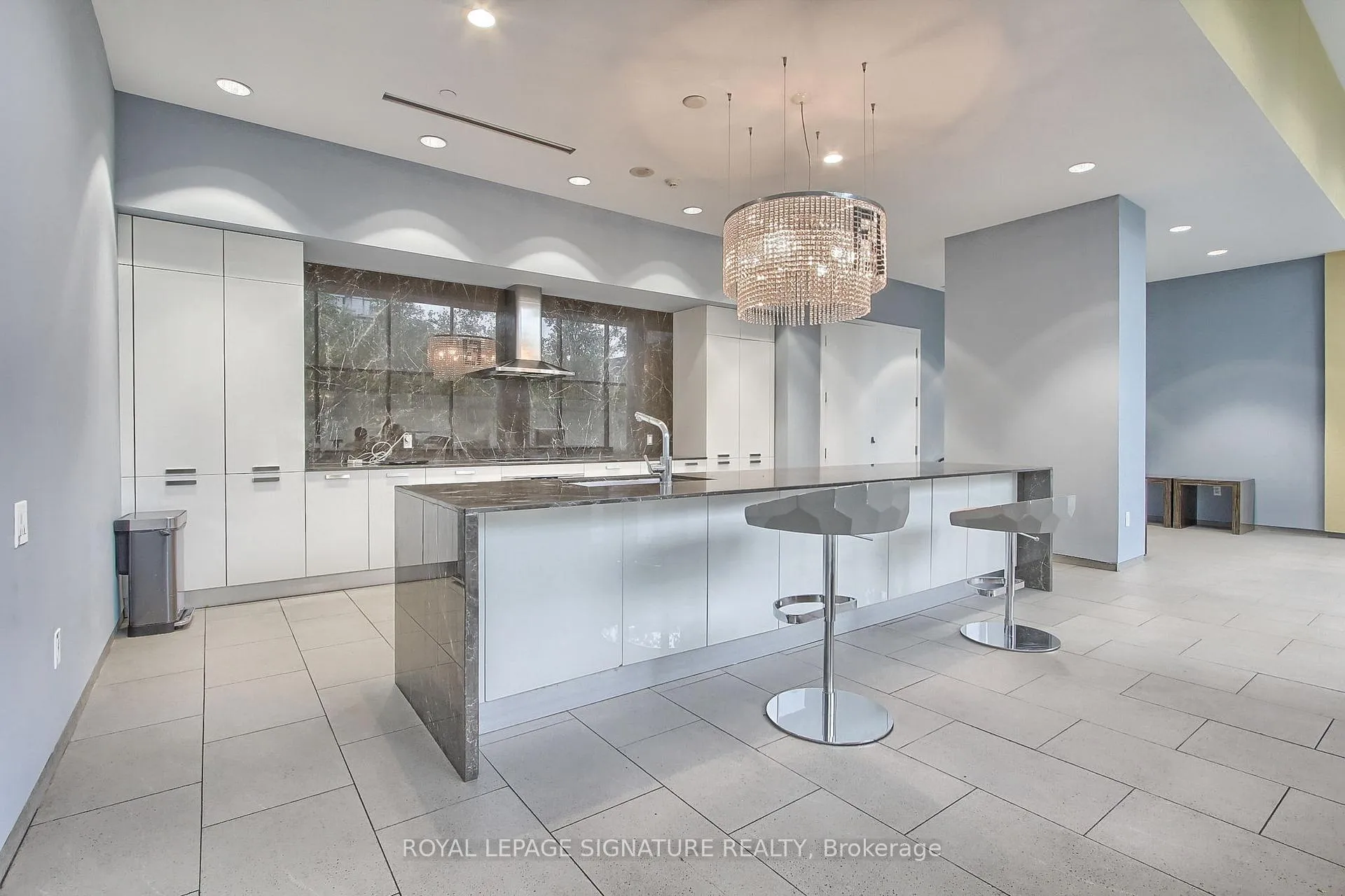 Photo 44 of Unit 1511, 103 The Queensway, Toronto, High Park-Swansea — HOMEH