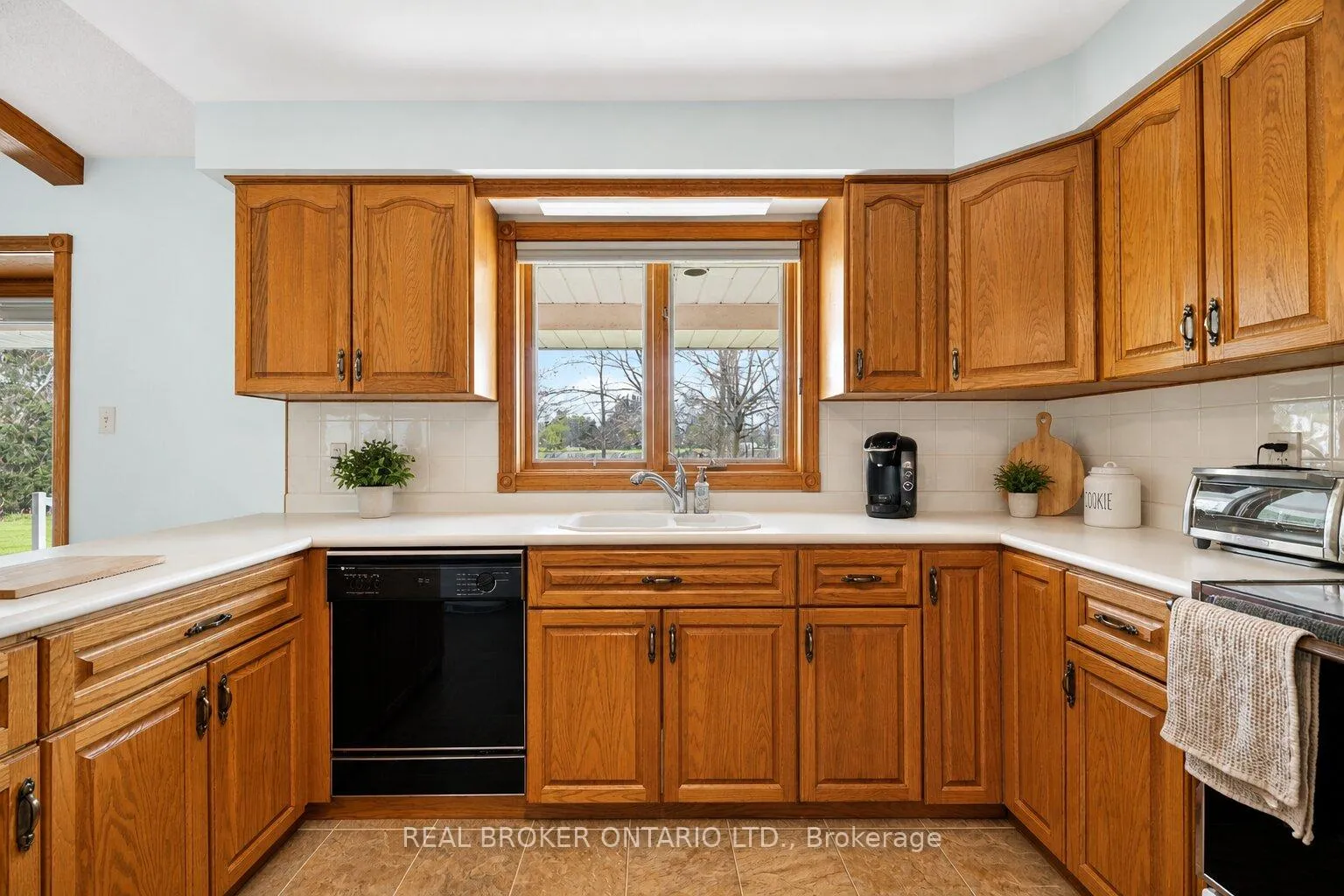 Photo 14 of 2340 Concession 4 Road W, Hamilton, Rural Flamborough — HOMEH