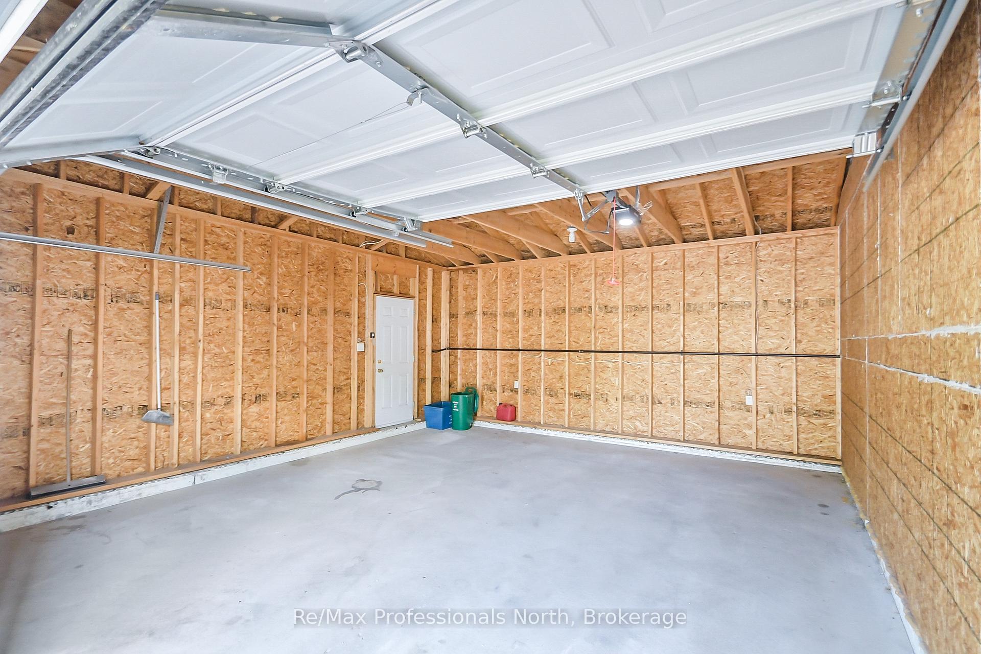 Photo 24 of 635 Wagner Street, Gravenhurst, Muskoka (S) — HOMEH