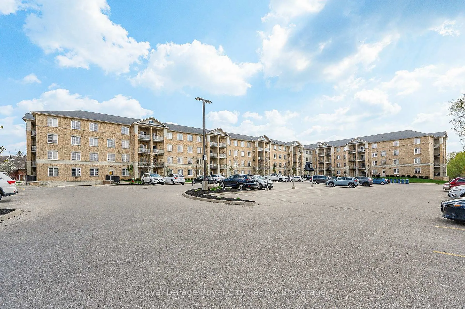 Photo 1 of Unit 234, 1077 Gordon Street, Guelph, Kortright West — HOMEH