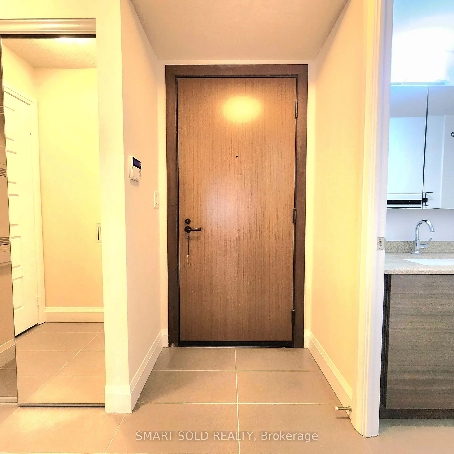 Photo 6 of Unit 506, 8200 Birchmount Road W, Markham, Unionville — HOMEH