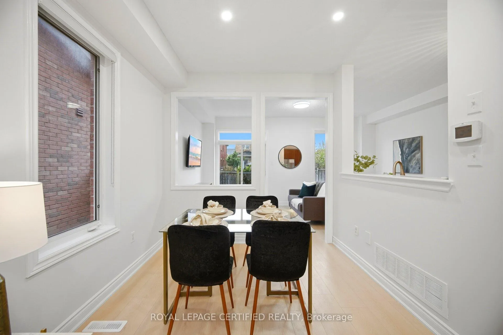 Photo 10 of 3302 Stoney Crescent, Mississauga, Churchill Meadows — HOMEH