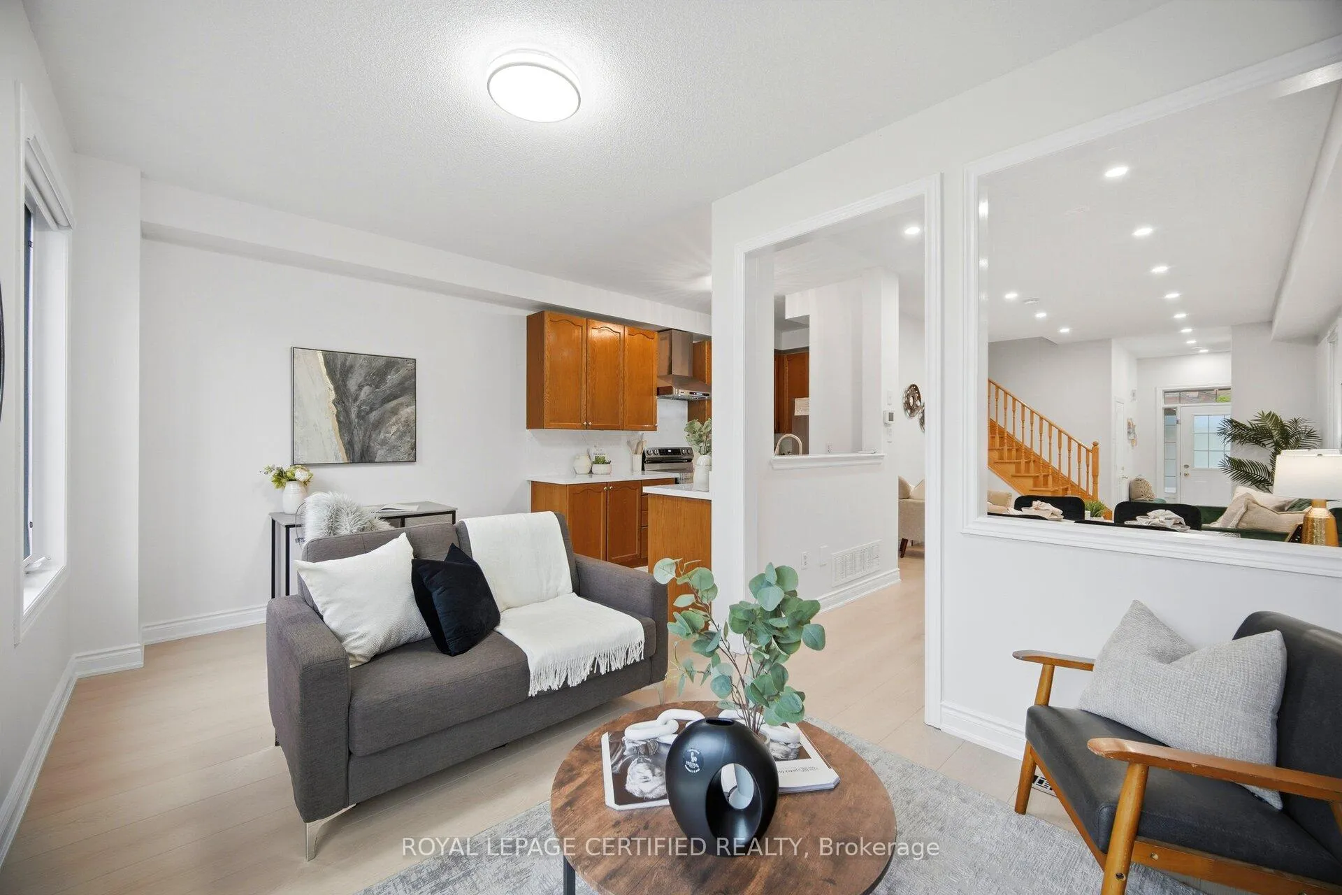Photo 13 of 3302 Stoney Crescent, Mississauga, Churchill Meadows — HOMEH