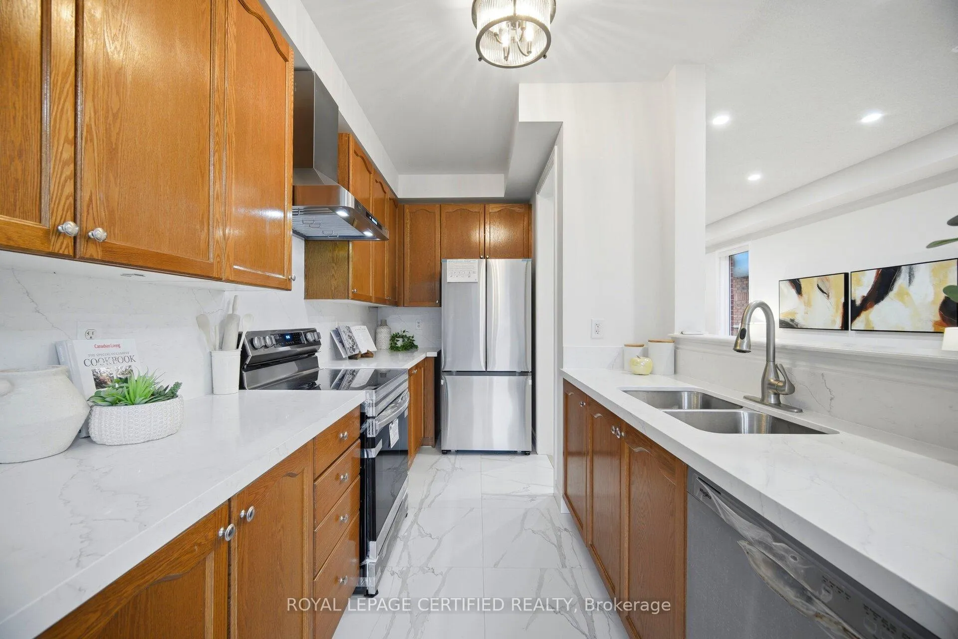 Photo 14 of 3302 Stoney Crescent, Mississauga, Churchill Meadows — HOMEH