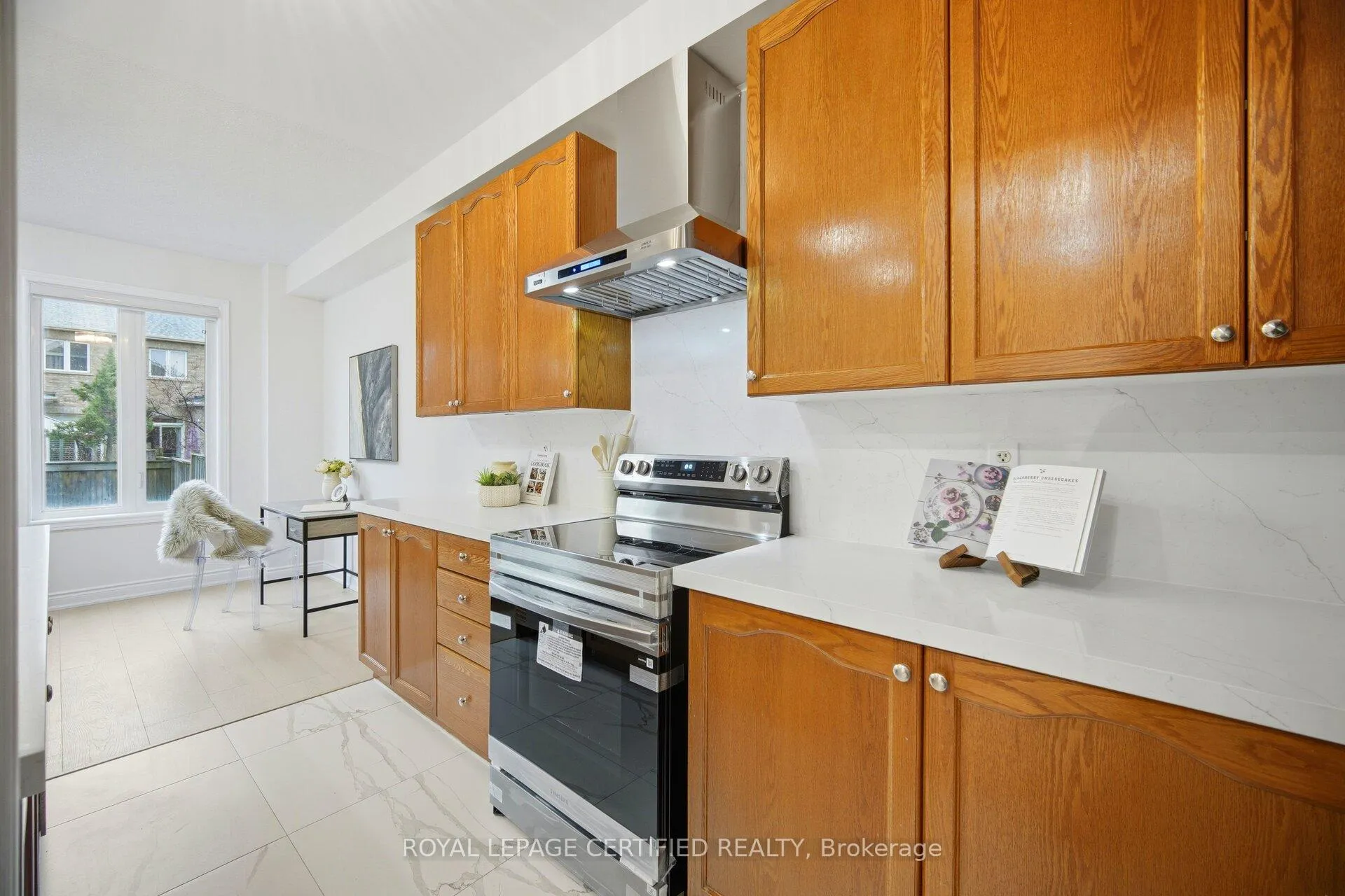Photo 15 of 3302 Stoney Crescent, Mississauga, Churchill Meadows — HOMEH