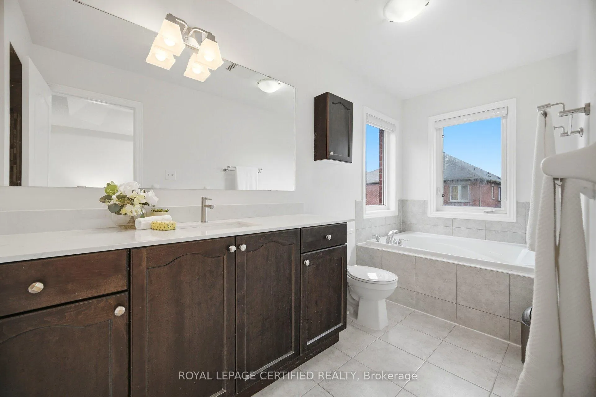 Photo 23 of 3302 Stoney Crescent, Mississauga, Churchill Meadows — HOMEH