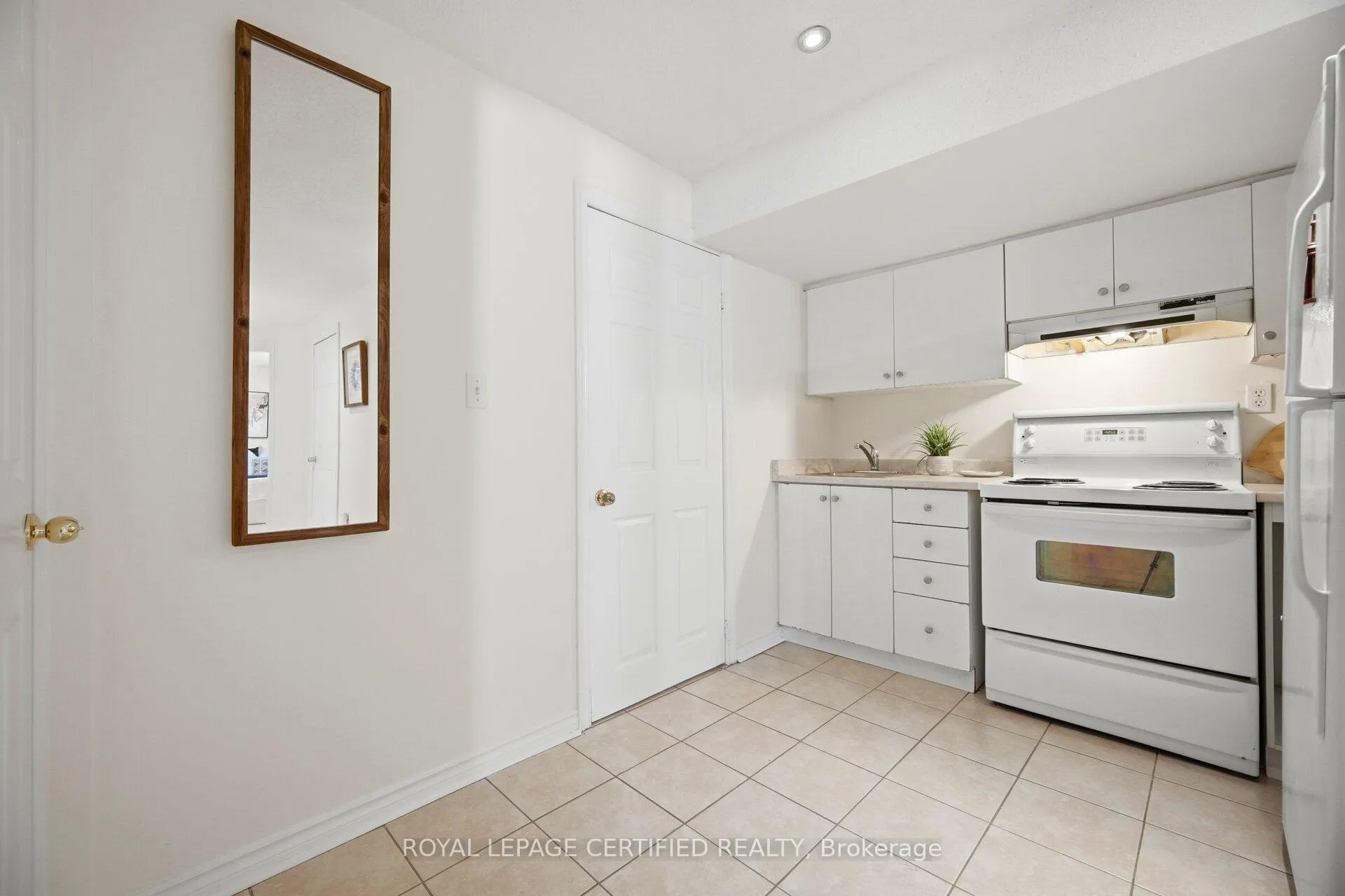 Photo 37 of 3302 Stoney Crescent, Mississauga, Churchill Meadows — HOMEH
