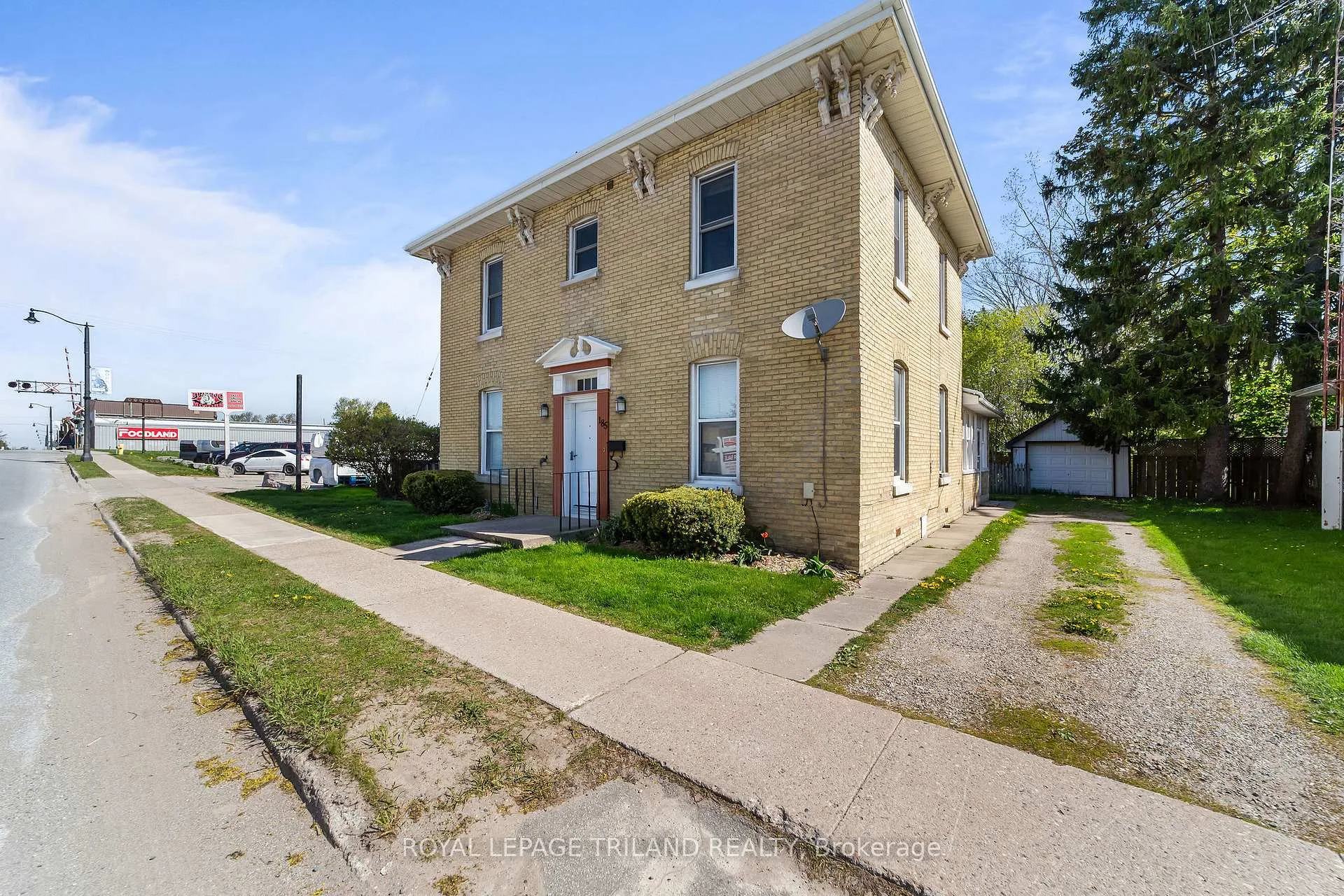Photo 5 of 185 Main Street, Southwest Middlesex, Glencoe — HOMEH