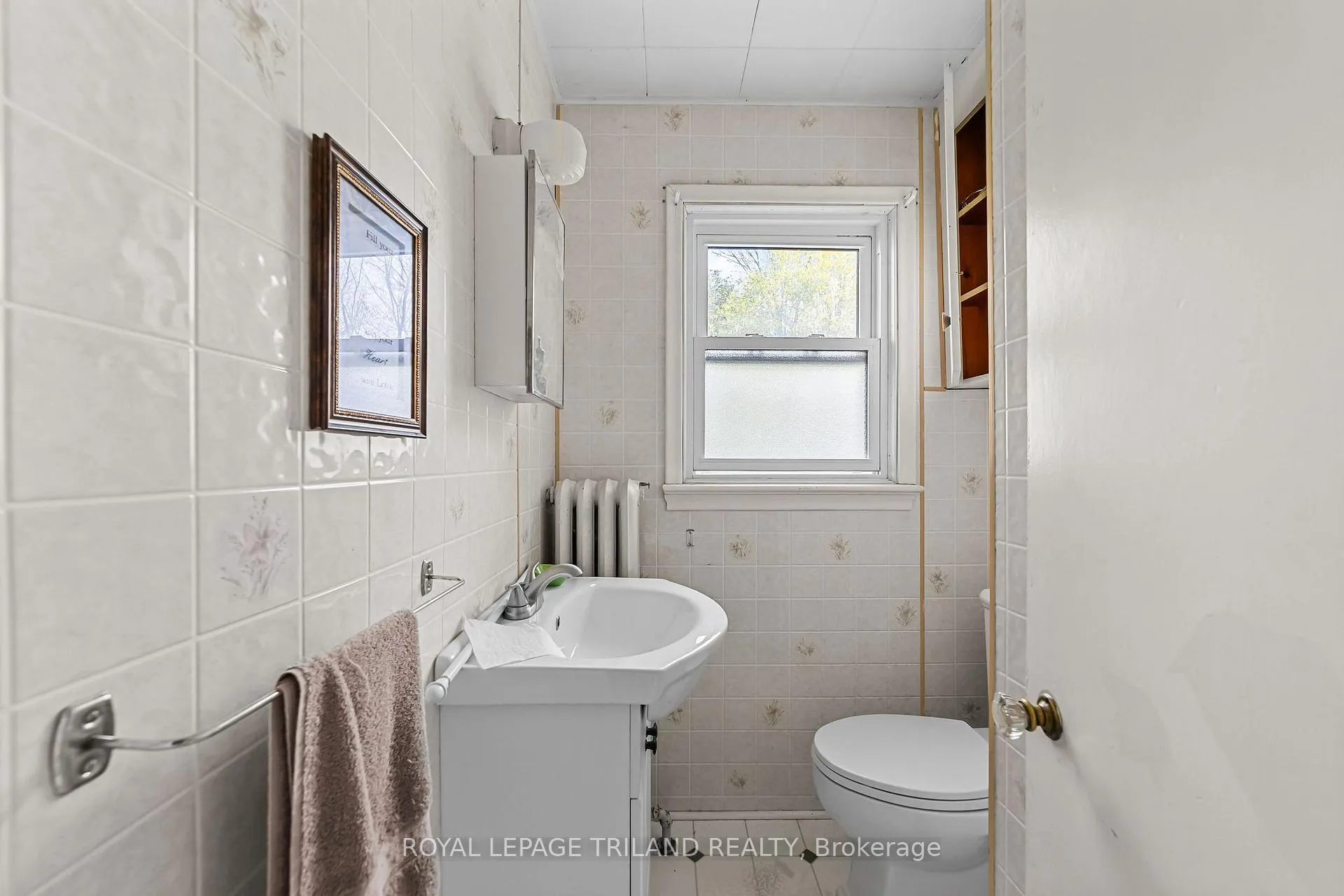 Photo 21 of 185 Main Street, Southwest Middlesex, Glencoe — HOMEH
