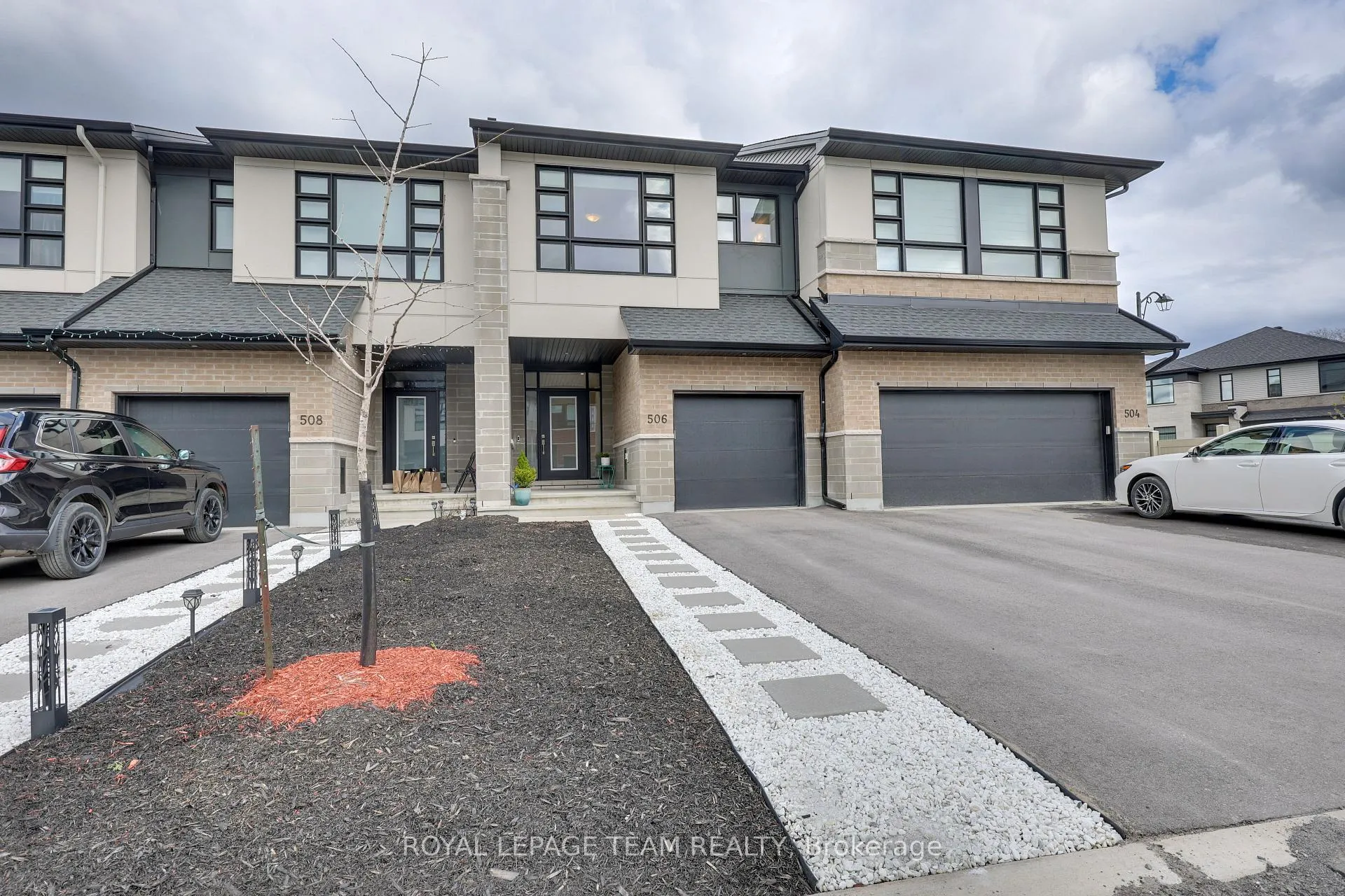 Photo 2 of 506 Cobra Crescent, Ottawa, Kanata - Emerald Meadows/Trailwest — HOMEH