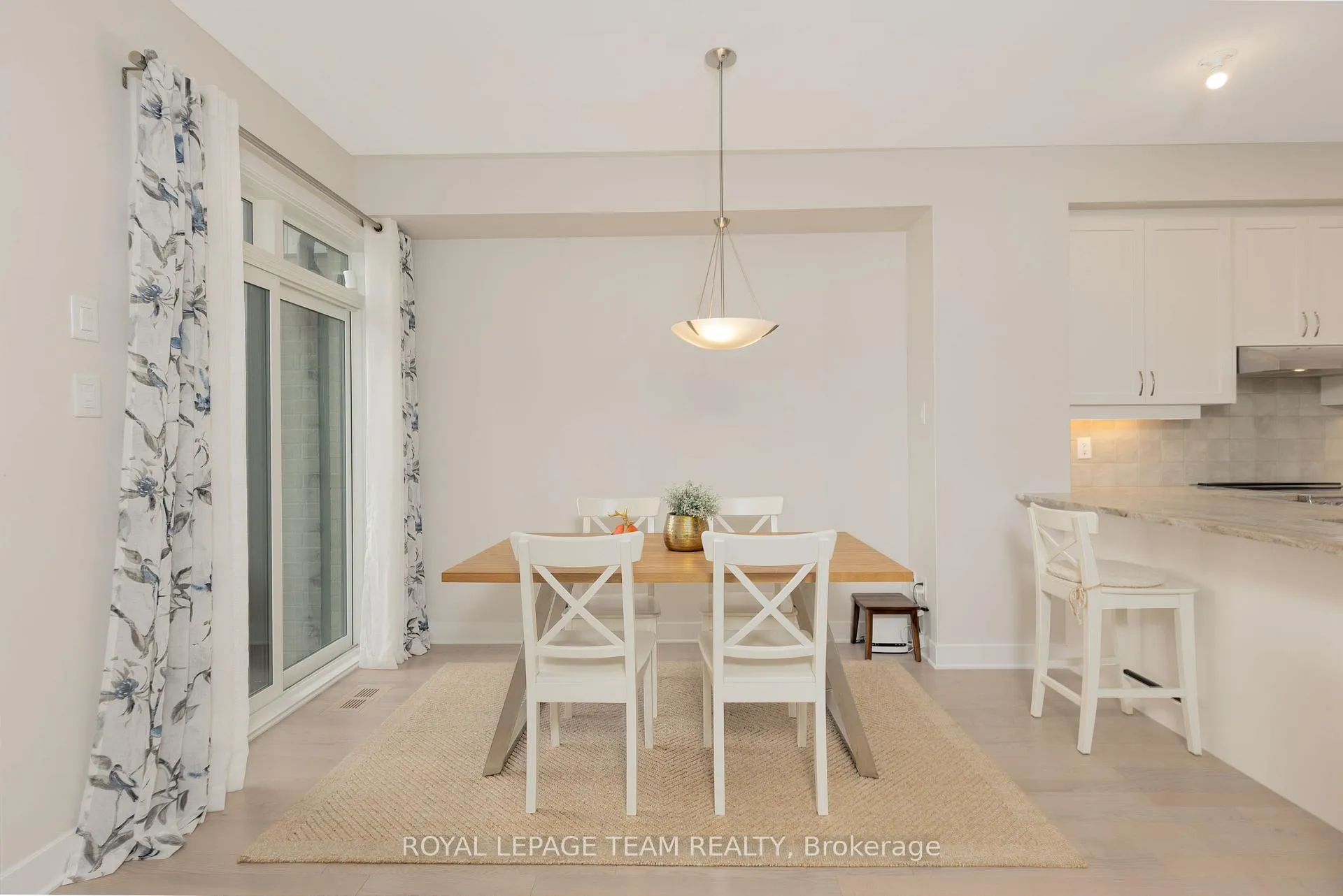 Photo 12 of 506 Cobra Crescent, Ottawa, Kanata - Emerald Meadows/Trailwest — HOMEH