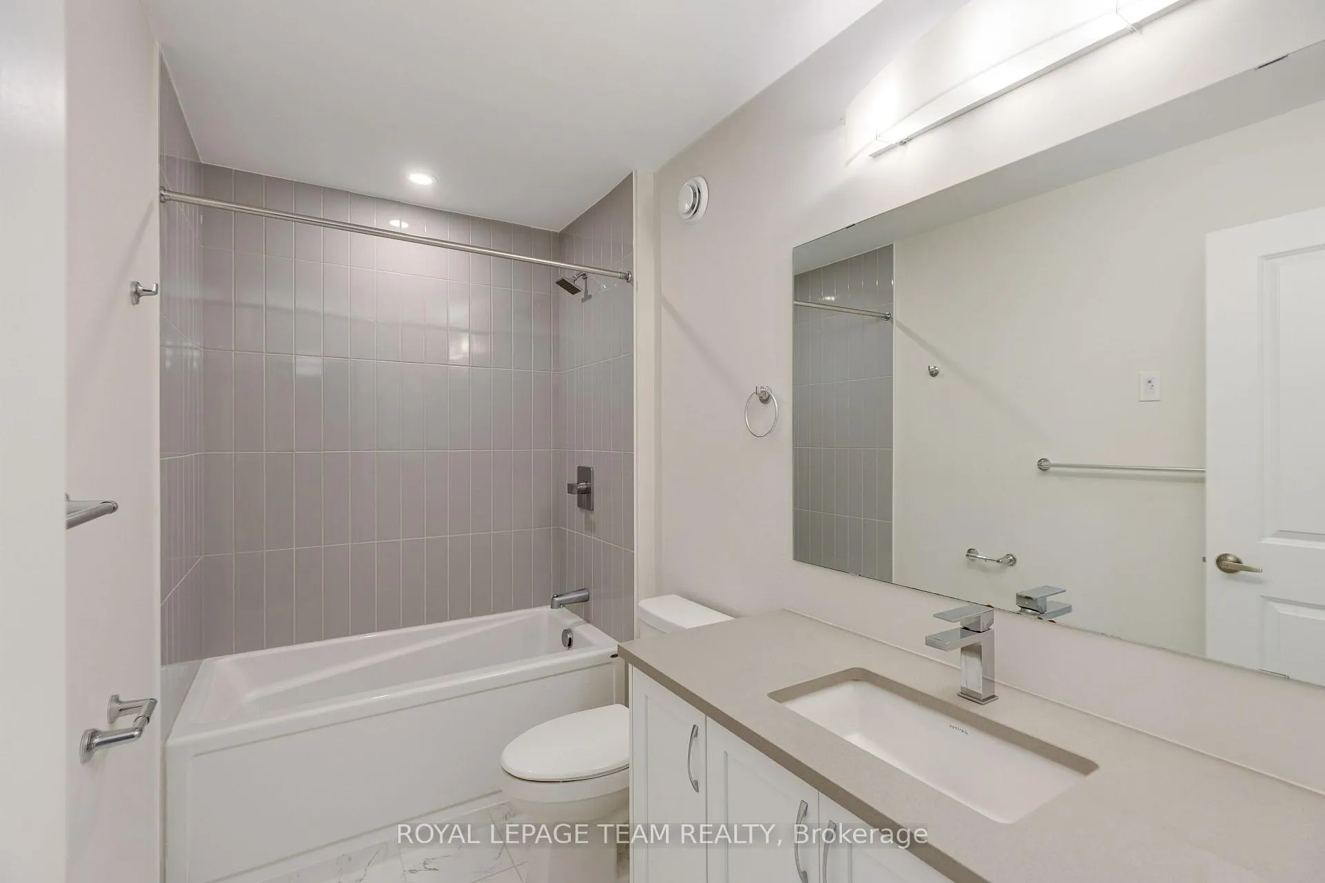 Photo 29 of 506 Cobra Crescent, Ottawa, Kanata - Emerald Meadows/Trailwest — HOMEH