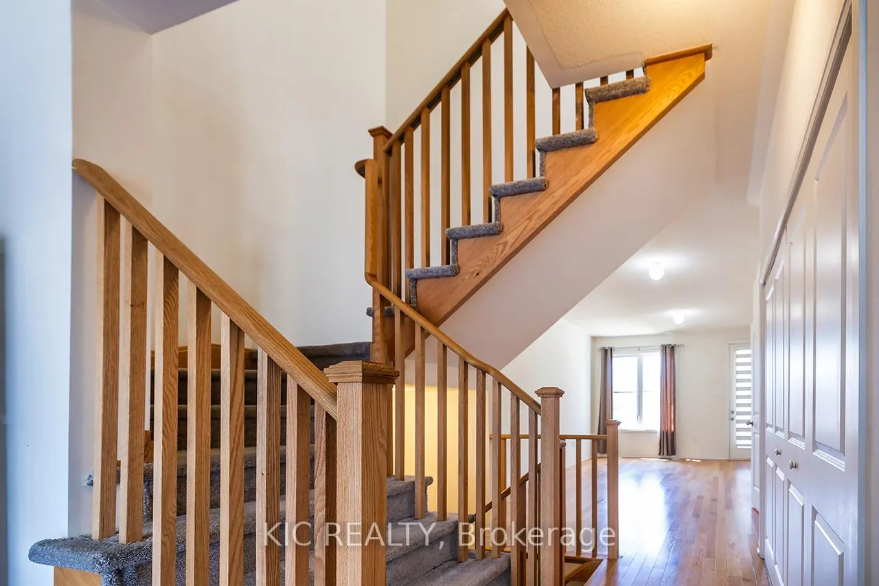 Photo 8 of 1557 Green Road, Clarington, Bowmanville — HOMEH