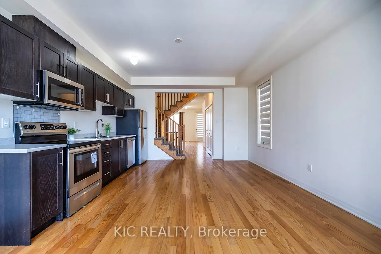 Photo 15 of 1557 Green Road, Clarington, Bowmanville — HOMEH