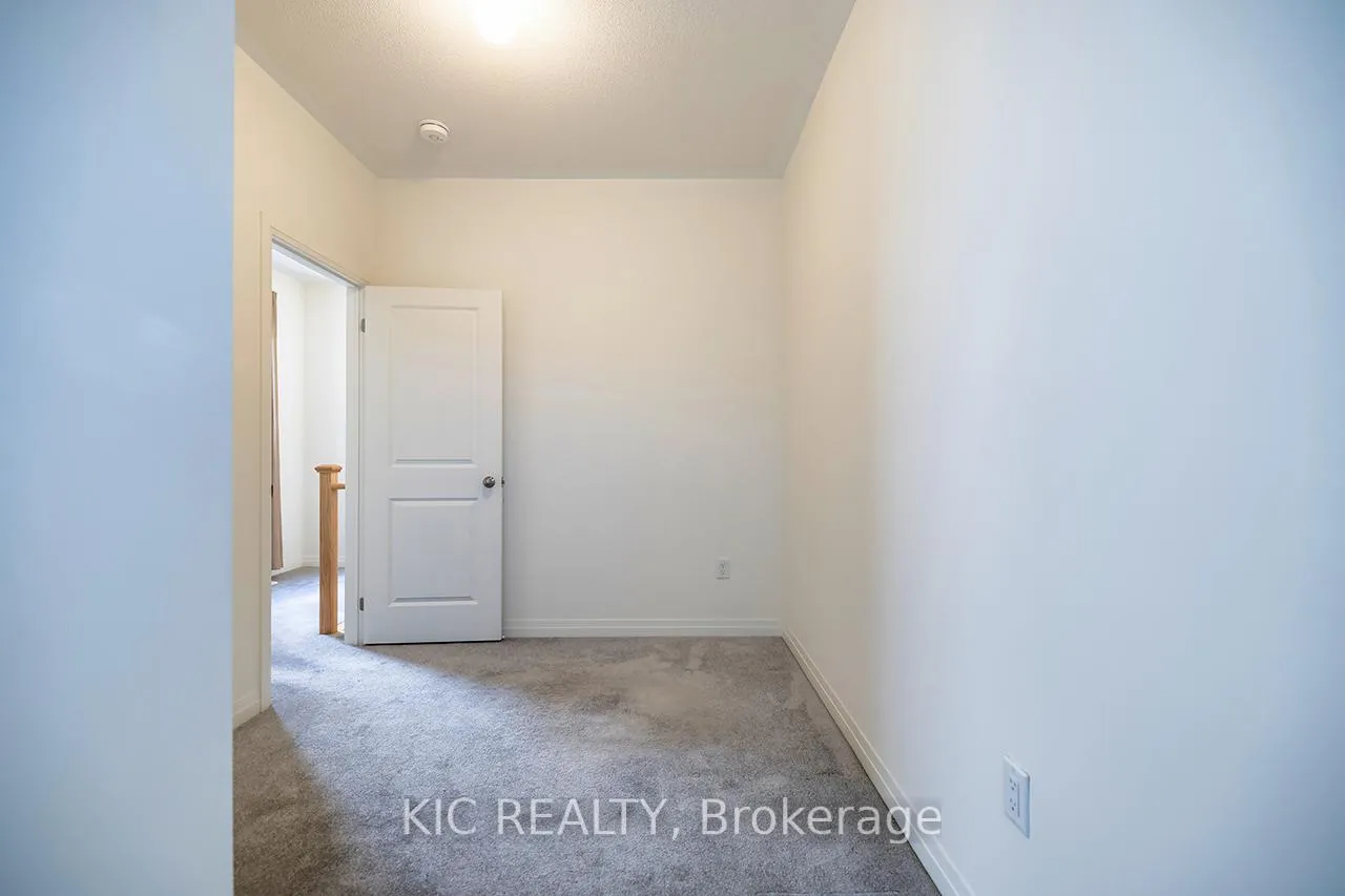 Photo 30 of 1557 Green Road, Clarington, Bowmanville — HOMEH