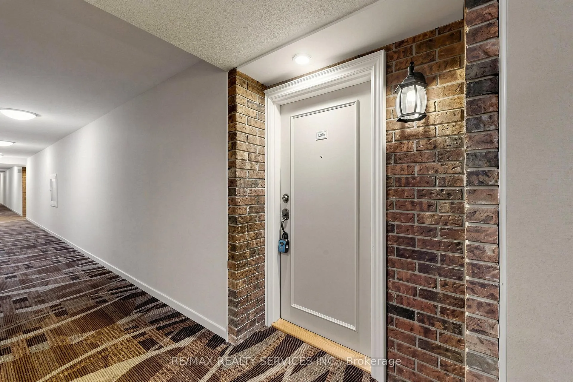 Photo 4 of Unit 1206, 3 Lisa Street, Brampton, Queen Street Corridor — HOMEH