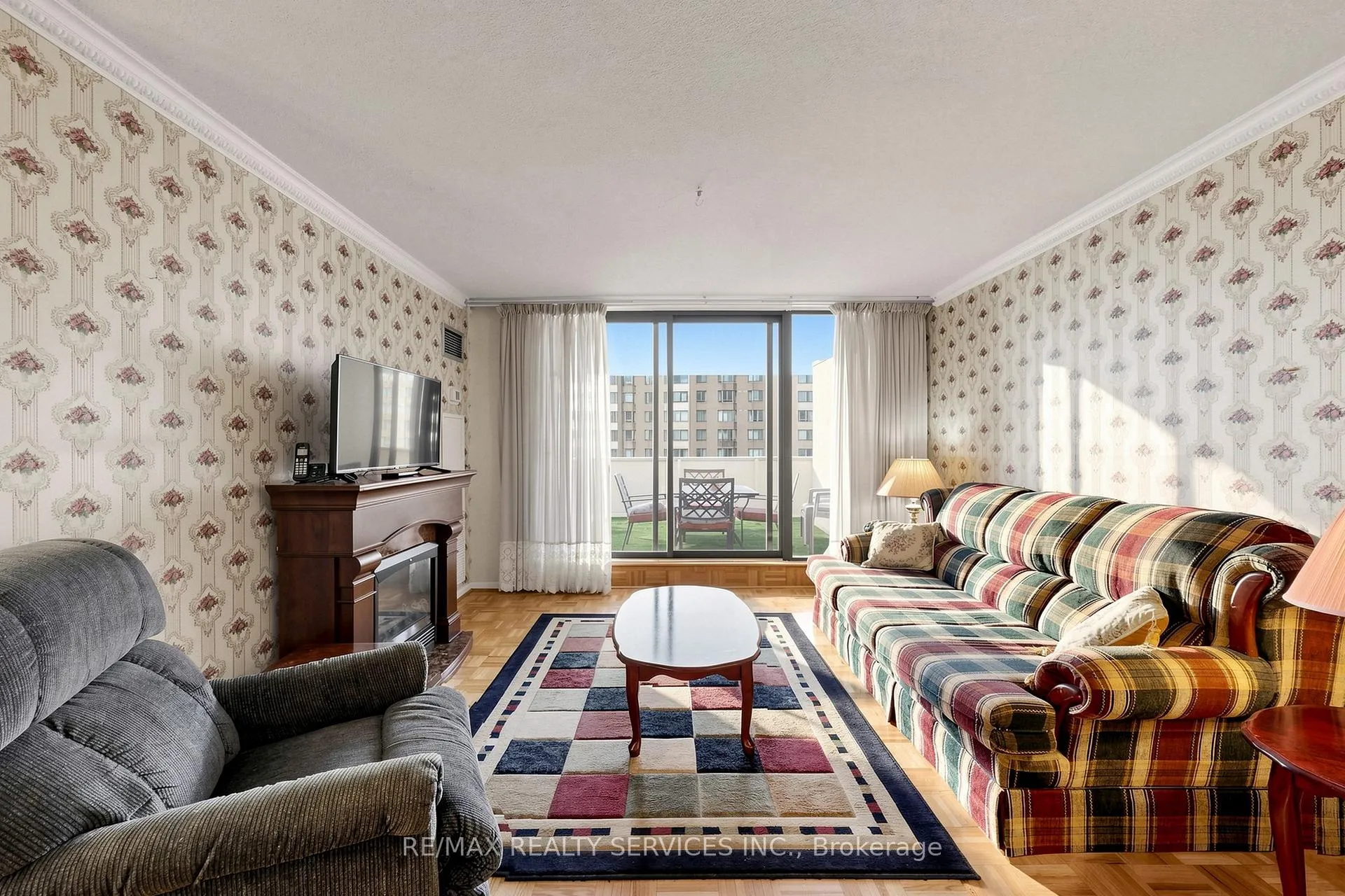 Photo 5 of Unit 1206, 3 Lisa Street, Brampton, Queen Street Corridor — HOMEH