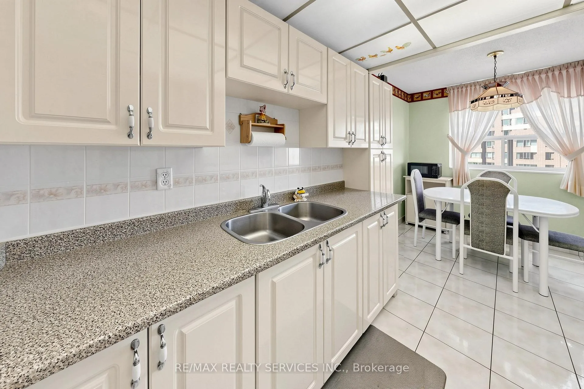 Photo 11 of Unit 1206, 3 Lisa Street, Brampton, Queen Street Corridor — HOMEH