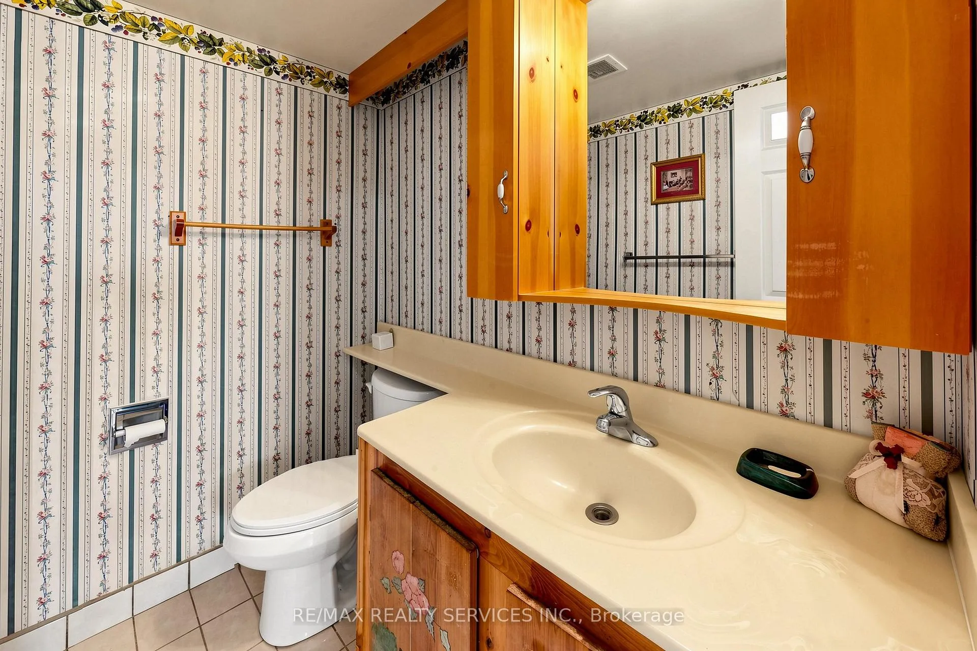 Photo 16 of Unit 1206, 3 Lisa Street, Brampton, Queen Street Corridor — HOMEH