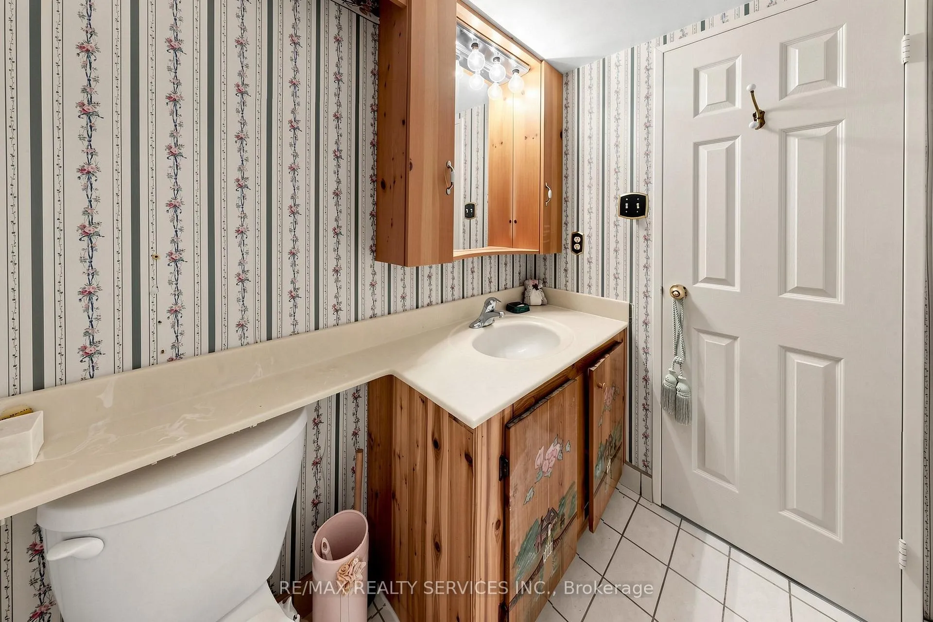 Photo 17 of Unit 1206, 3 Lisa Street, Brampton, Queen Street Corridor — HOMEH