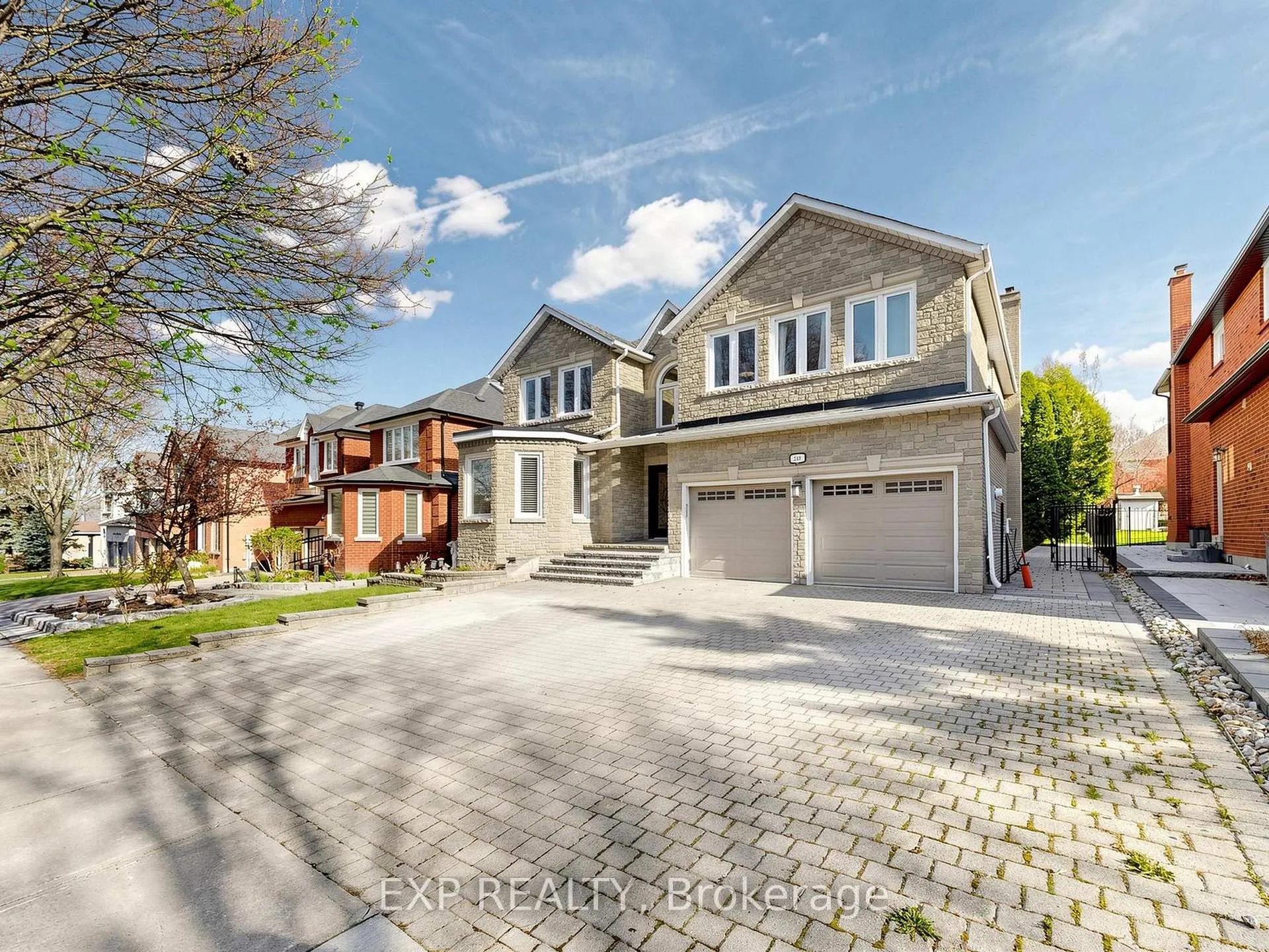Photo 2 of 249 Corner Ridge Road, Aurora, Aurora Highlands — HOMEH