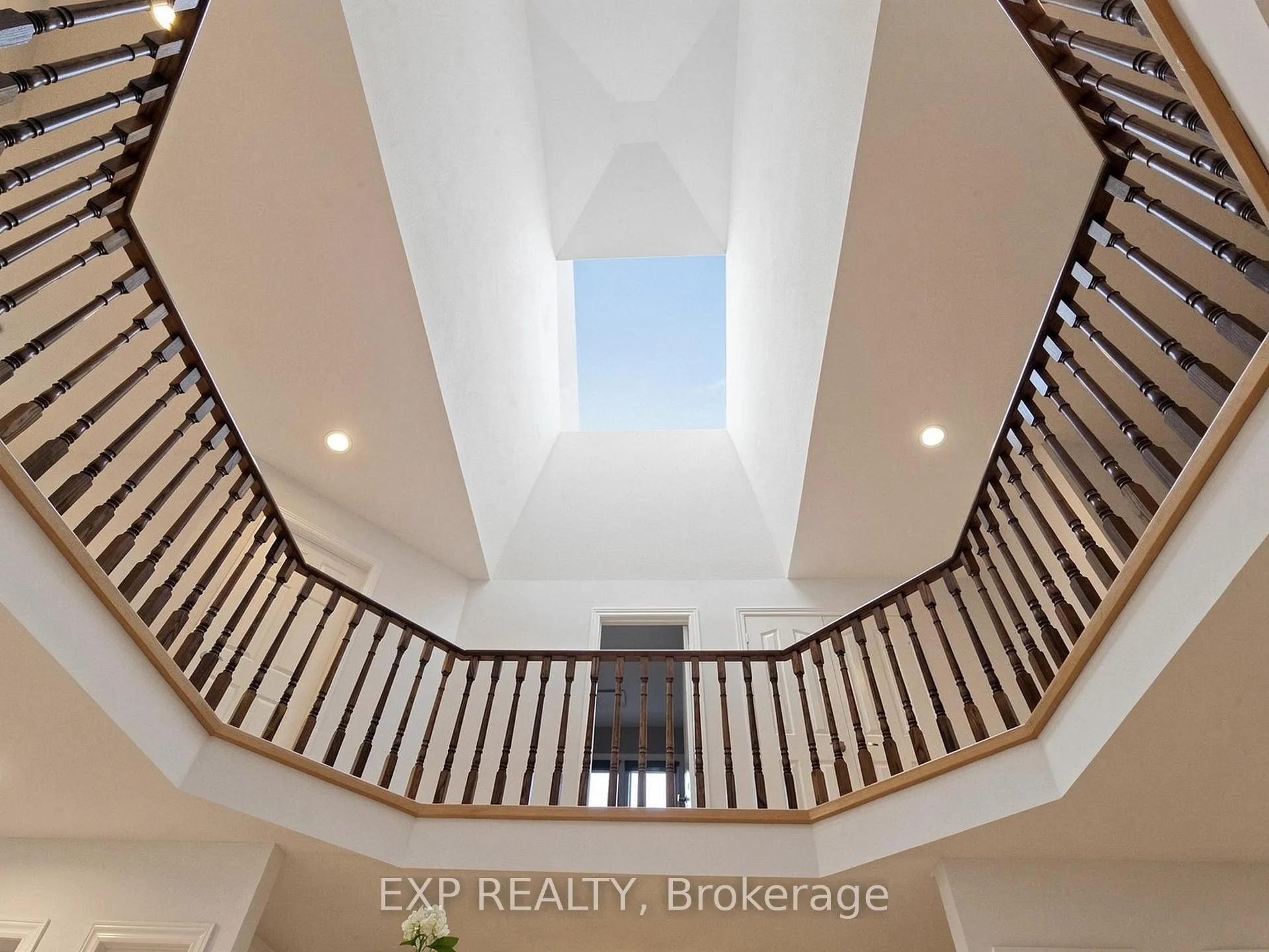 Photo 5 of 249 Corner Ridge Road, Aurora, Aurora Highlands — HOMEH