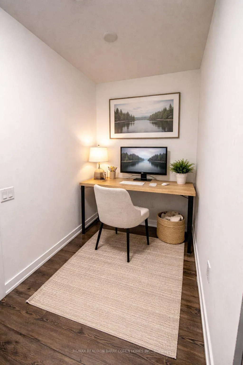 Photo 8 of Unit 421, 117 Broadway Avenue, Toronto, Mount Pleasant West — HOMEH