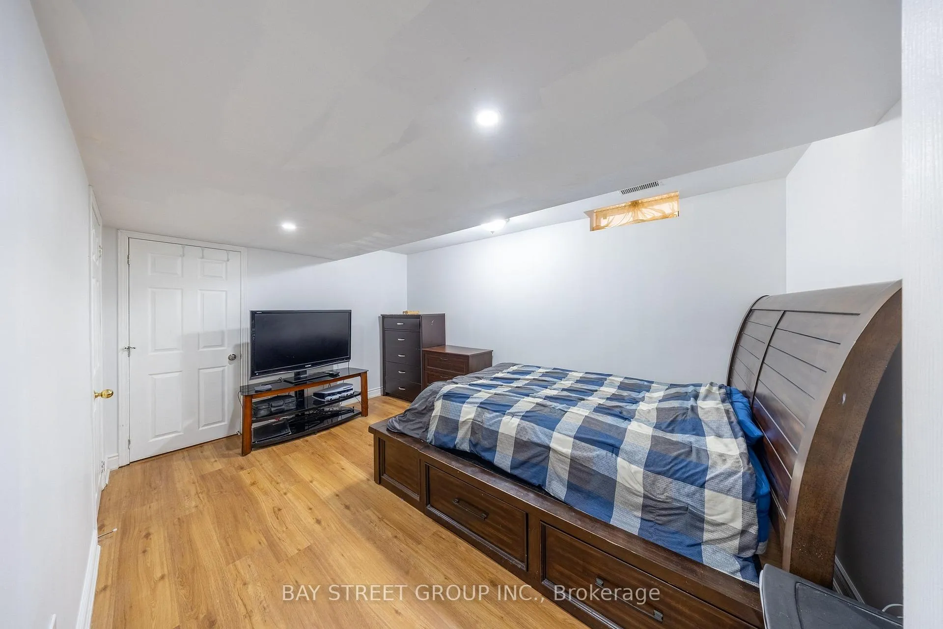 Photo 32 of 7 Orchid Drive, Brampton, Northwest Sandalwood Parkway — HOMEH