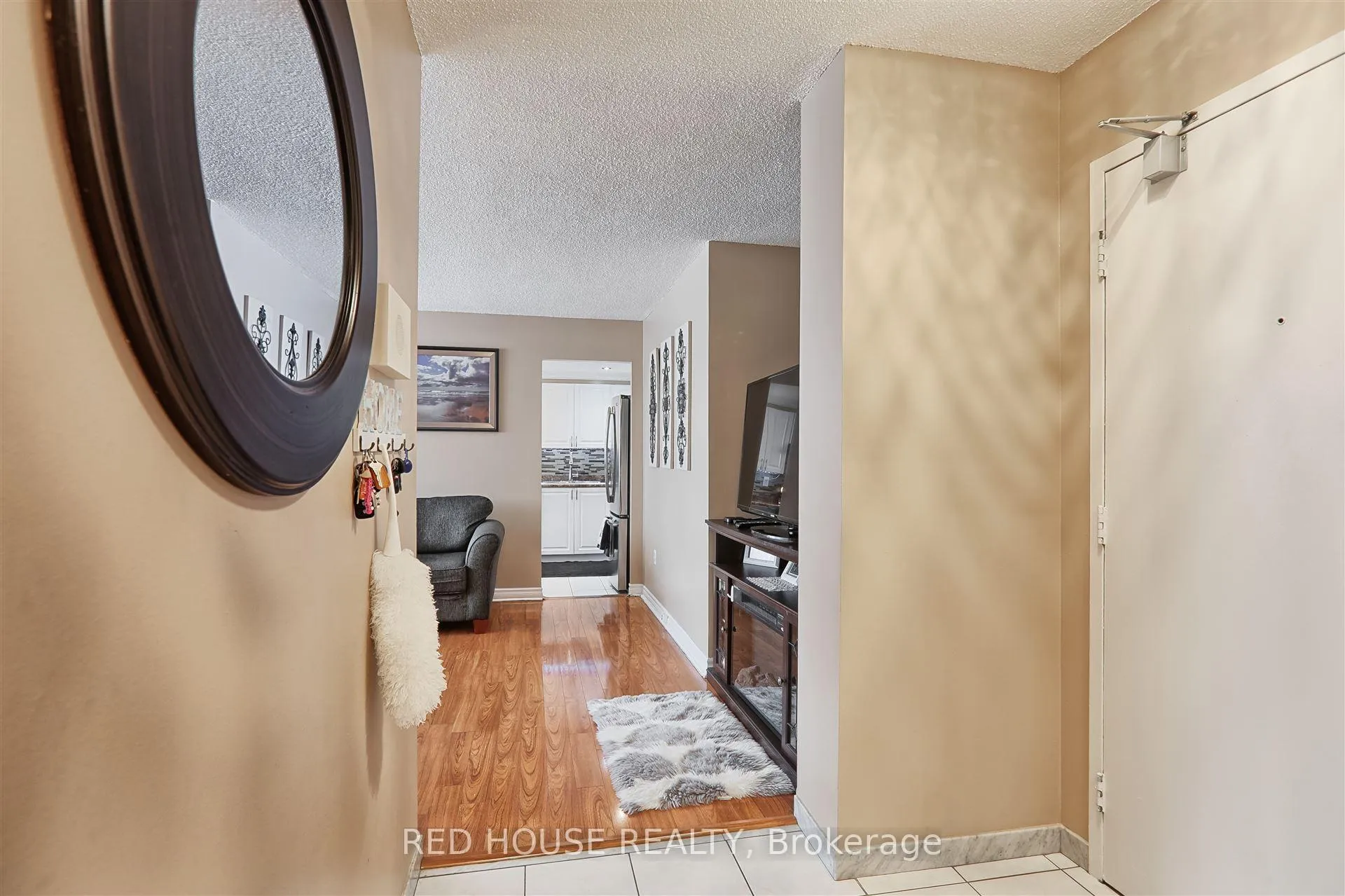 Photo 16 of Unit 705, 3590 Kaneff Crescent, Mississauga, Mississauga Valleys — HOMEH