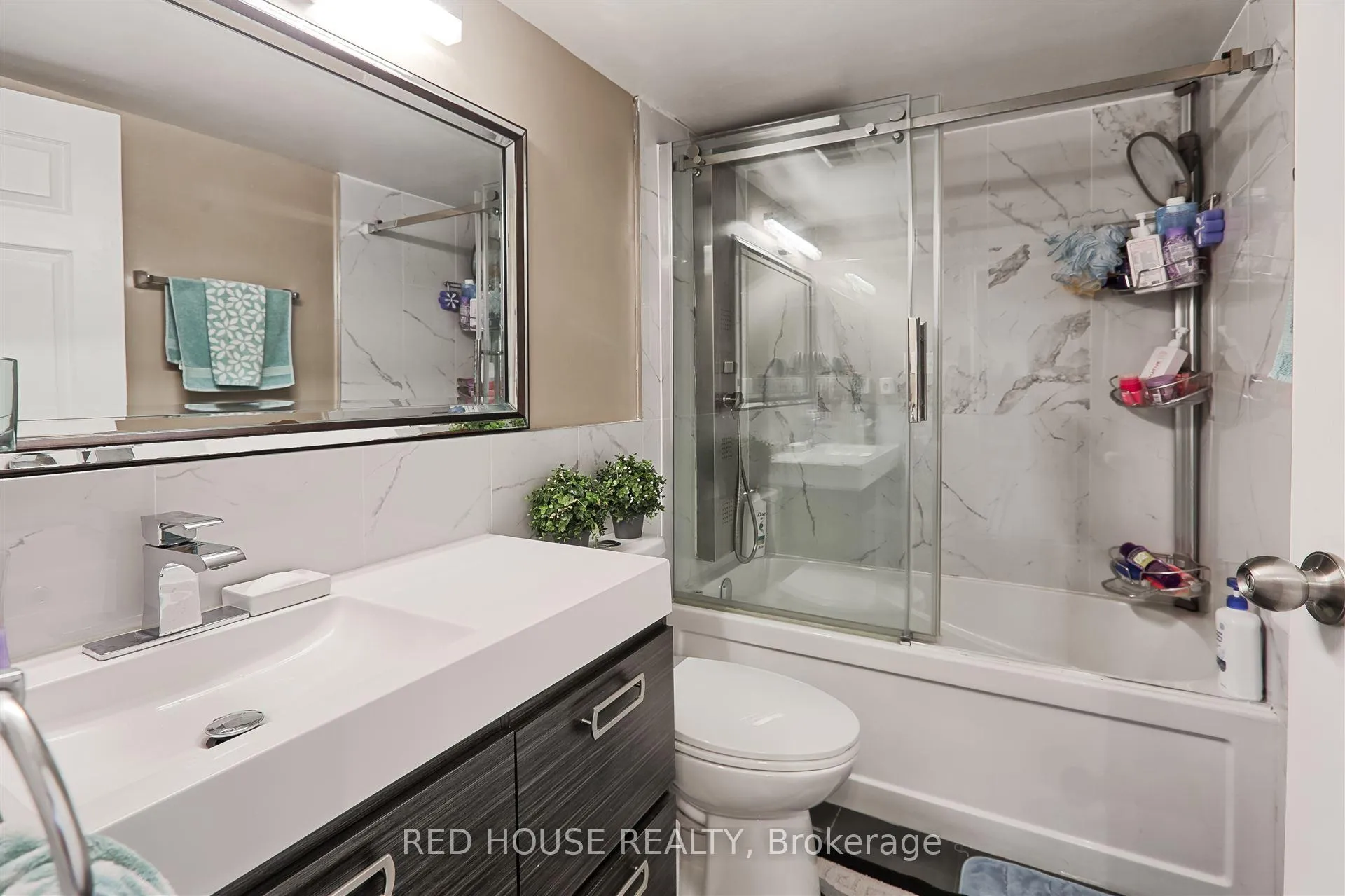 Photo 20 of Unit 705, 3590 Kaneff Crescent, Mississauga, Mississauga Valleys — HOMEH