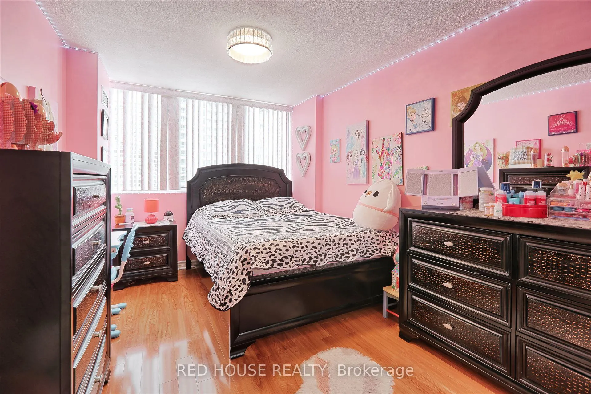 Photo 21 of Unit 705, 3590 Kaneff Crescent, Mississauga, Mississauga Valleys — HOMEH