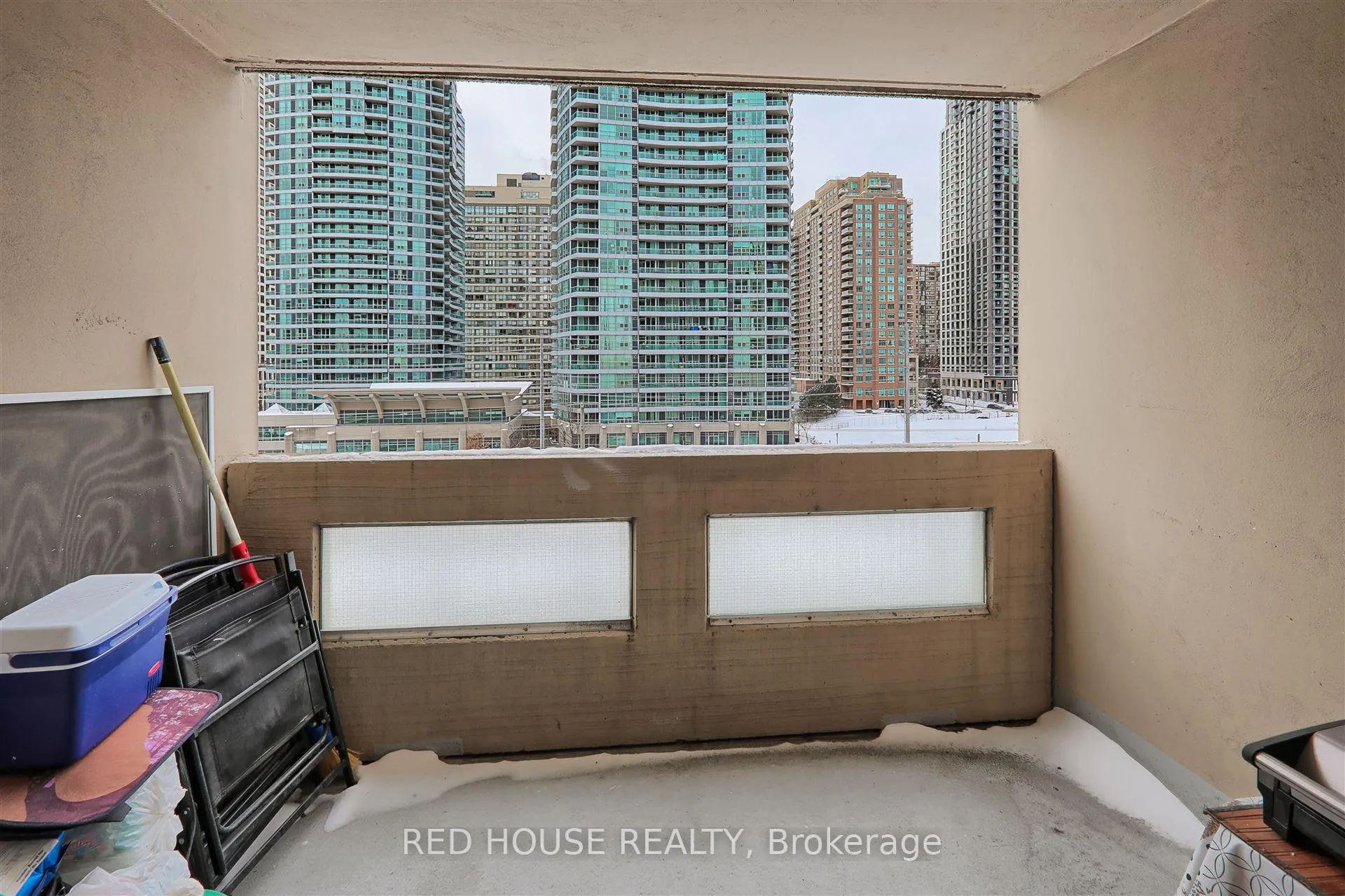 Photo 27 of Unit 705, 3590 Kaneff Crescent, Mississauga, Mississauga Valleys — HOMEH