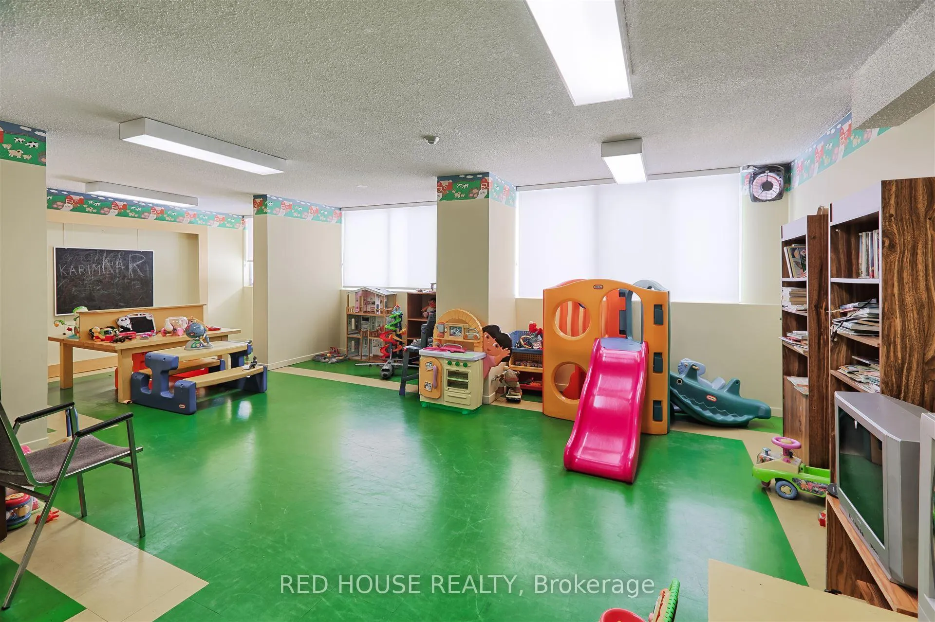 Photo 34 of Unit 705, 3590 Kaneff Crescent, Mississauga, Mississauga Valleys — HOMEH