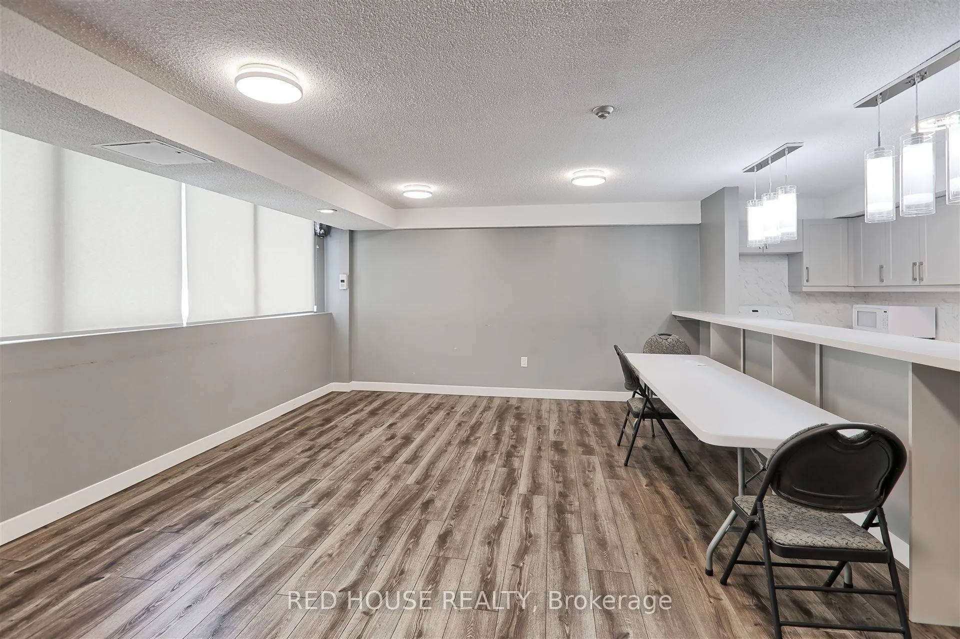 Photo 35 of Unit 705, 3590 Kaneff Crescent, Mississauga, Mississauga Valleys — HOMEH