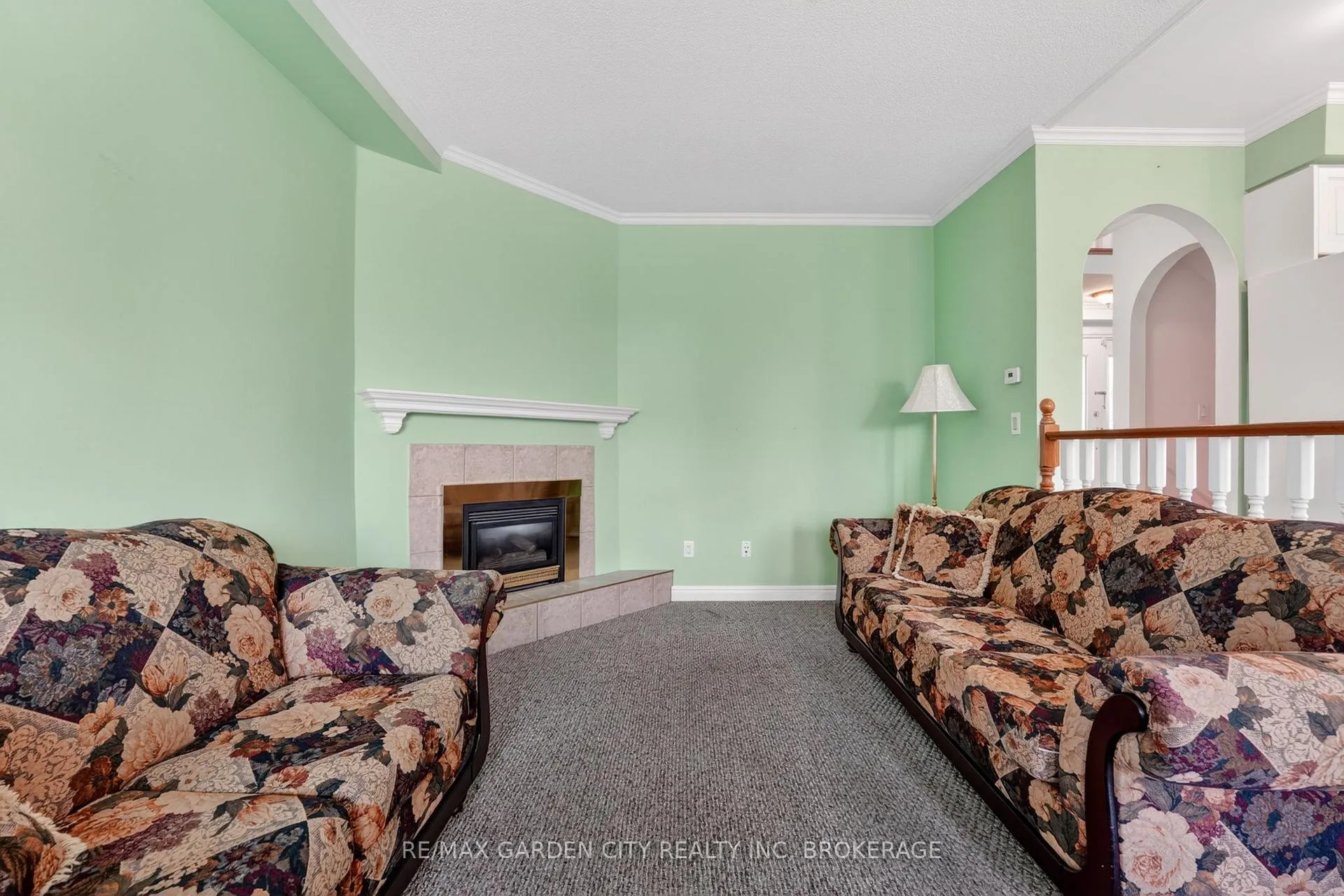 Photo 18 of 8 Christina Court, Welland, N. Welland — HOMEH