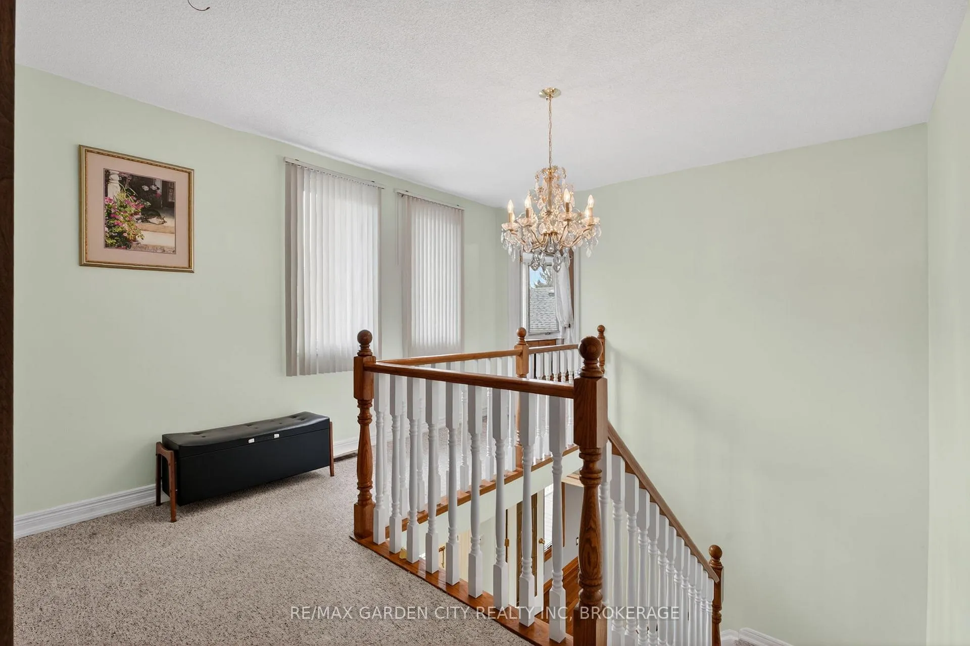 Photo 23 of 8 Christina Court, Welland, N. Welland — HOMEH