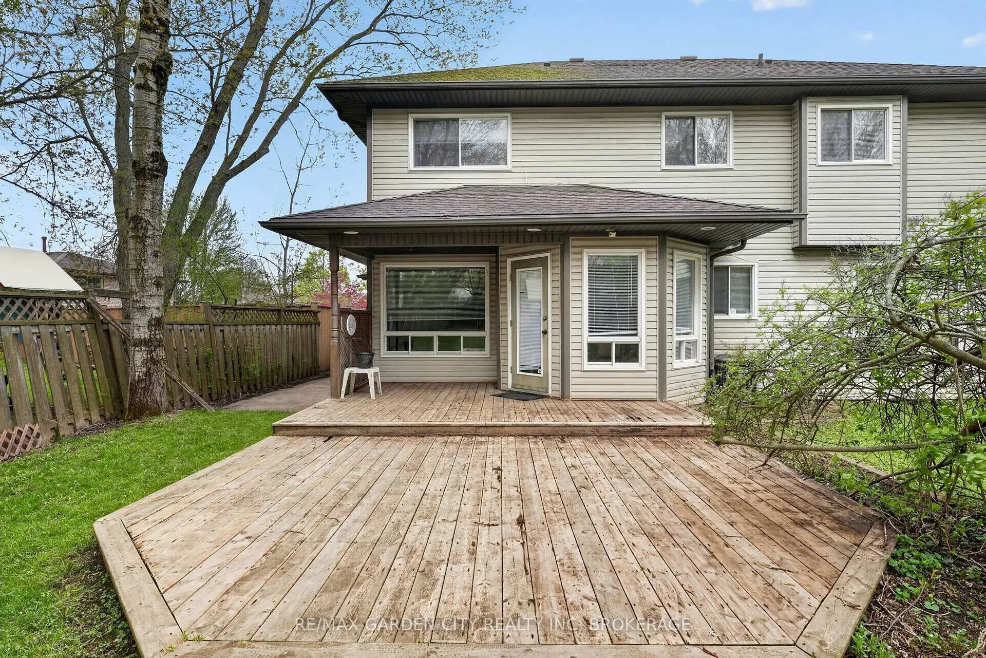 Photo 43 of 8 Christina Court, Welland, N. Welland — HOMEH