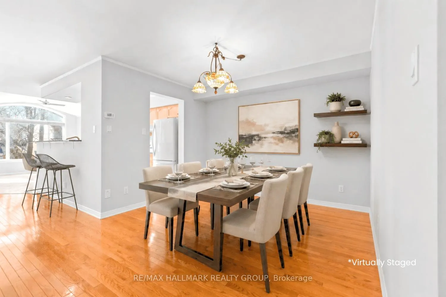 Photo 5 of 16 Maxton Private, Ottawa, Beacon Hill South — HOMEH