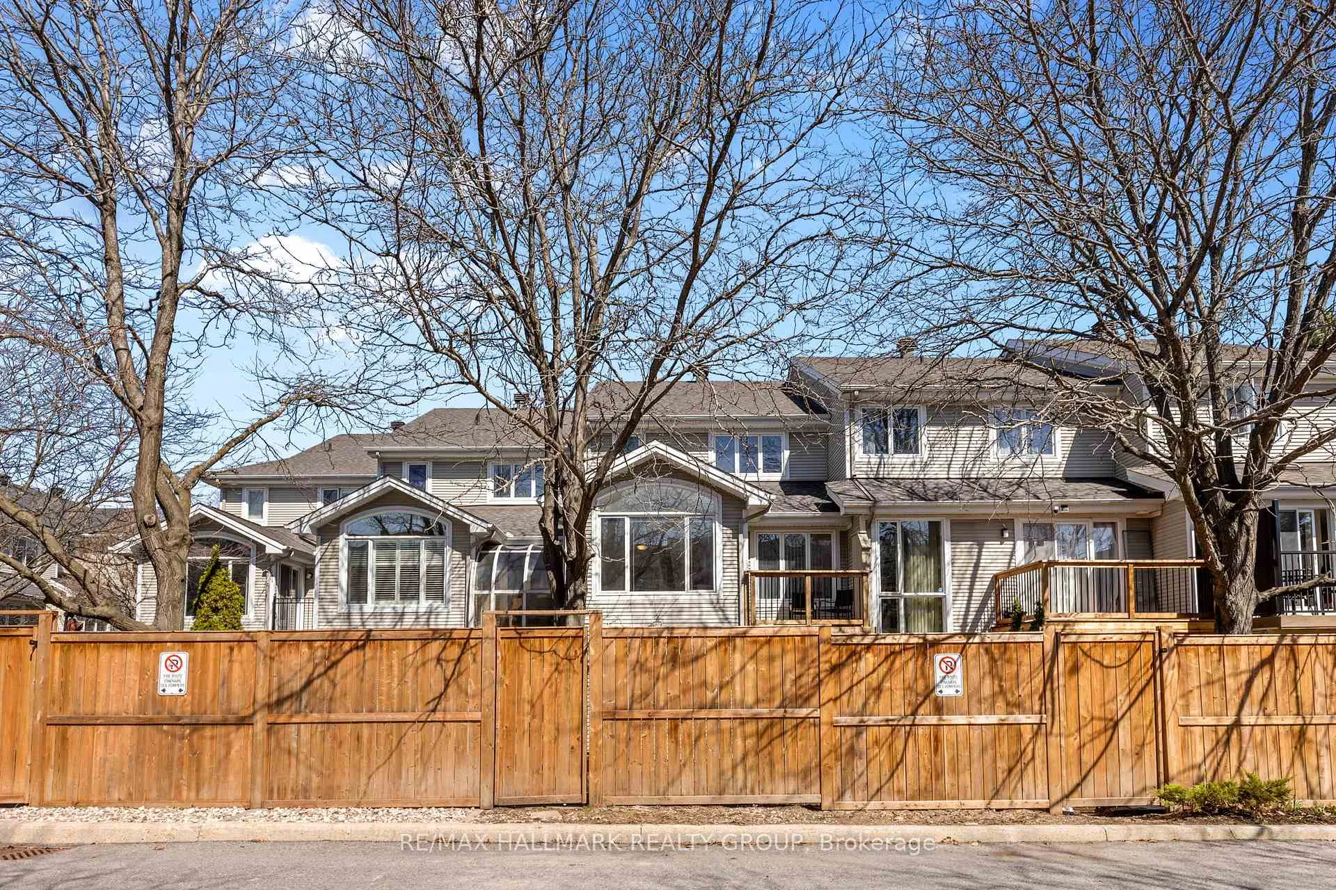 Photo 38 of 16 Maxton Private, Ottawa, Beacon Hill South — HOMEH
