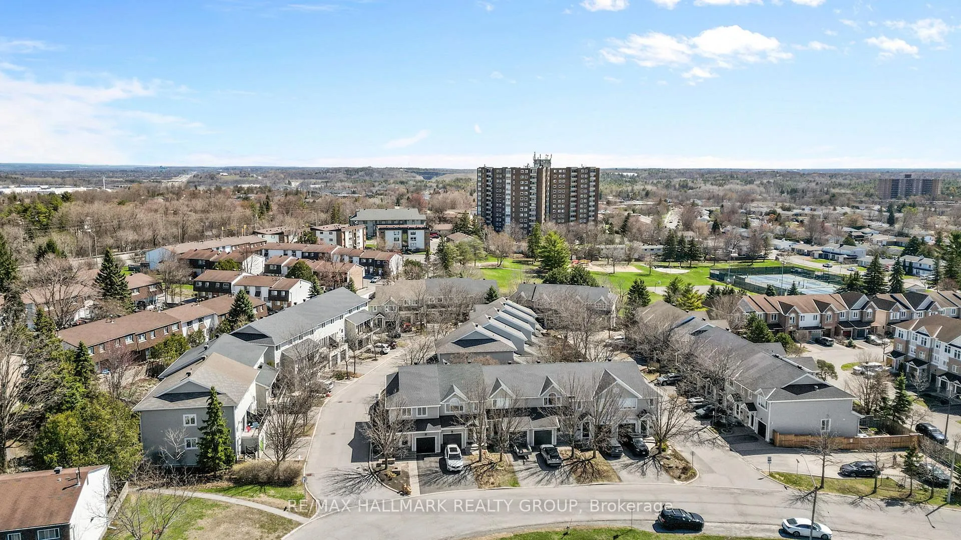 Photo 40 of 16 Maxton Private, Ottawa, Beacon Hill South — HOMEH
