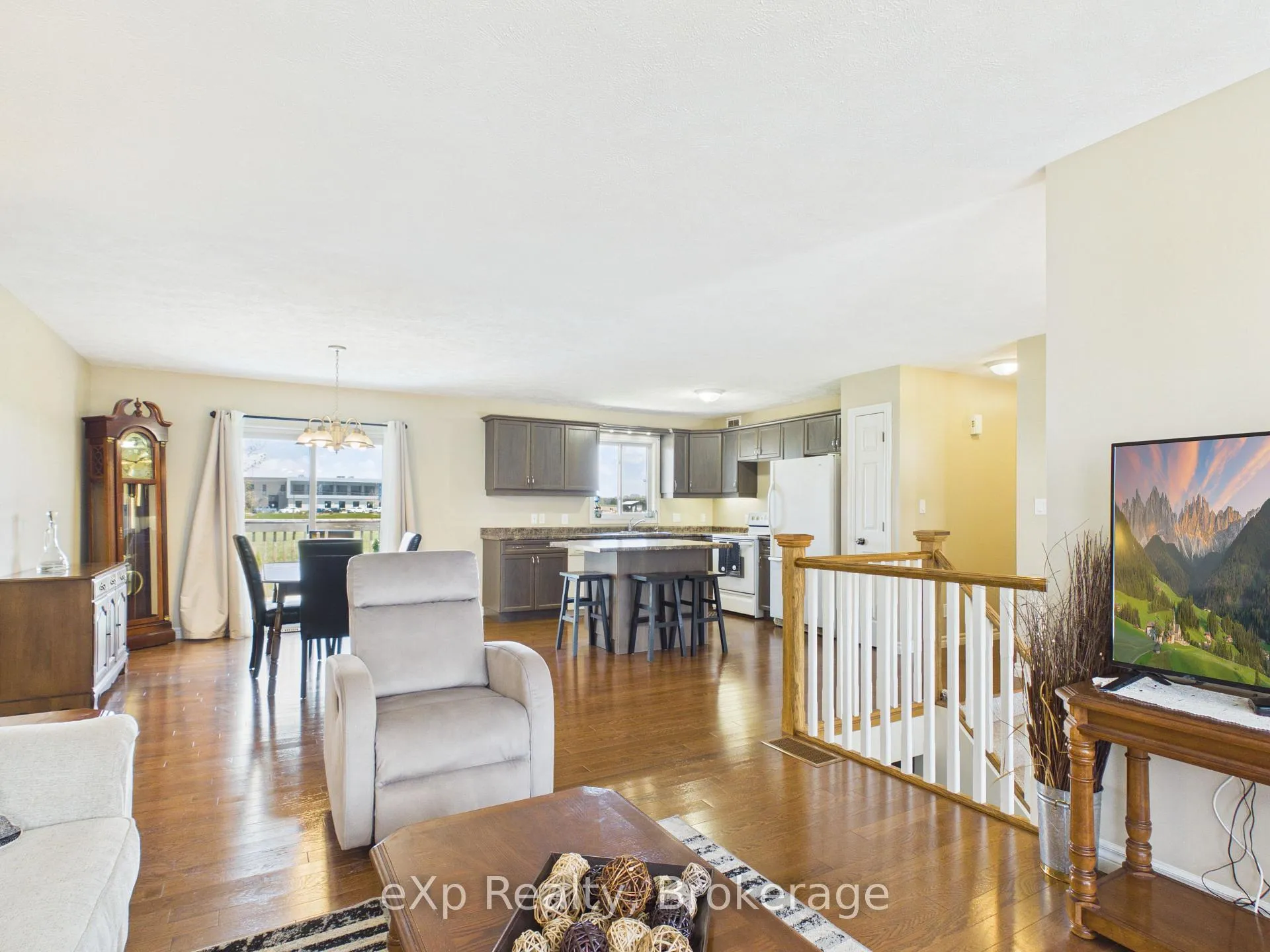 Photo 6 of 241 17th Avenue, Hanover — HOMEH