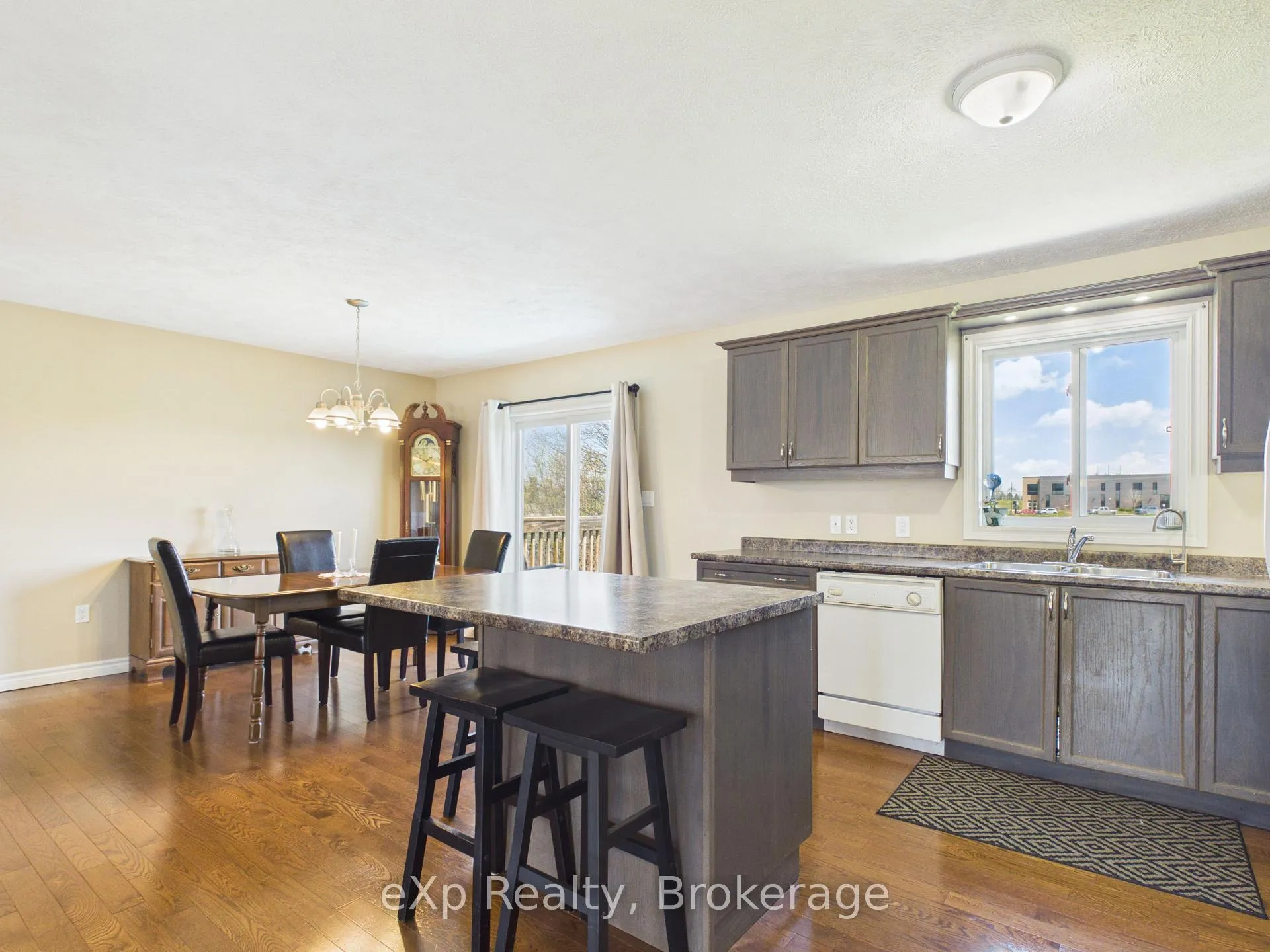 Photo 9 of 241 17th Avenue, Hanover — HOMEH