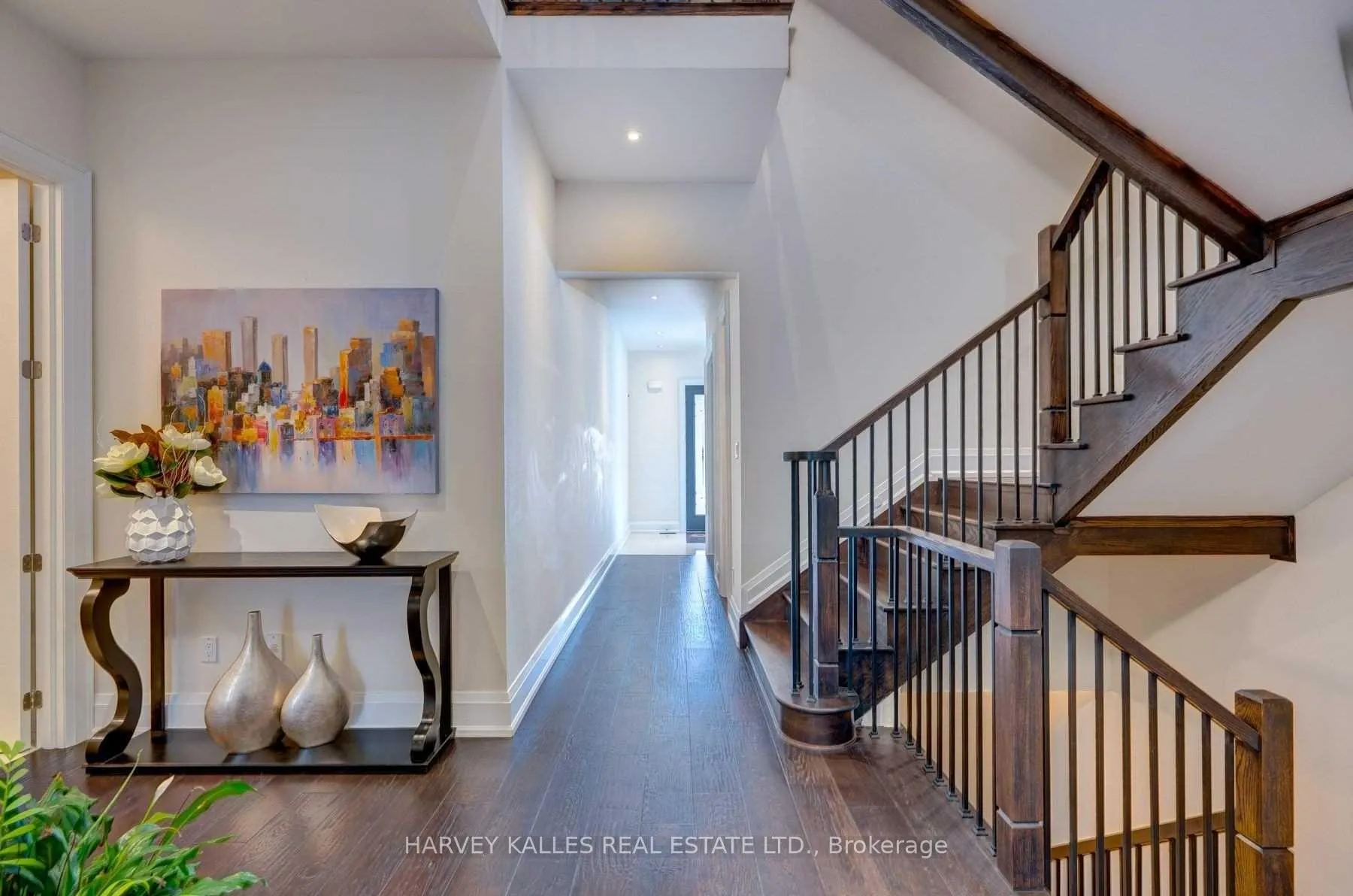 Photo 2 of 76 Baldry Avenue, Vaughan, Patterson — HOMEH