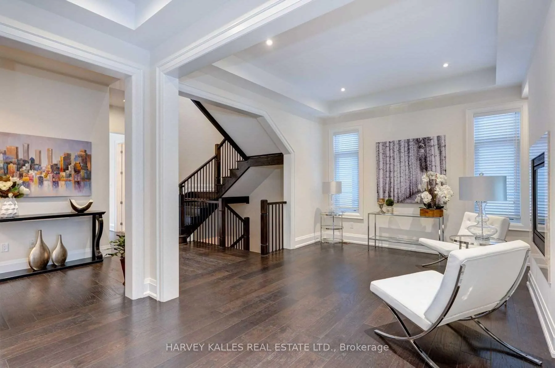 Photo 5 of 76 Baldry Avenue, Vaughan, Patterson — HOMEH