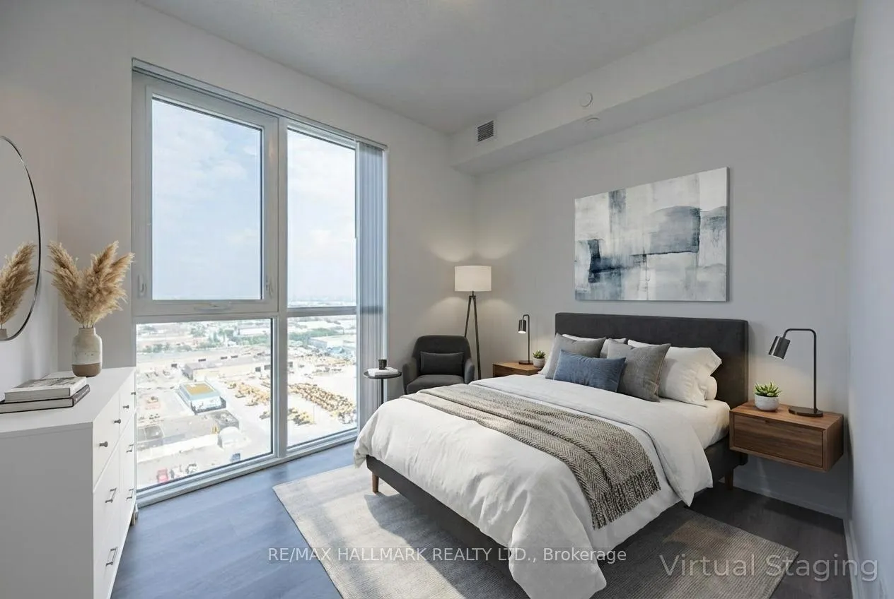Photo 12 of Unit 2710, 28 Interchange Way, Vaughan, Vaughan Corporate Centre — HOMEH