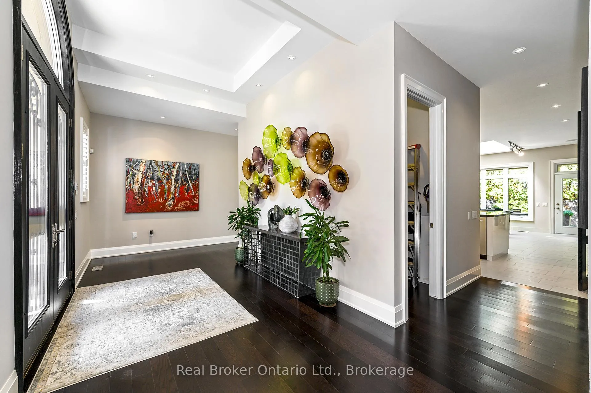 Photo 4 of 4507 Lakeshore Road, Burlington, Shoreacres — HOMEH