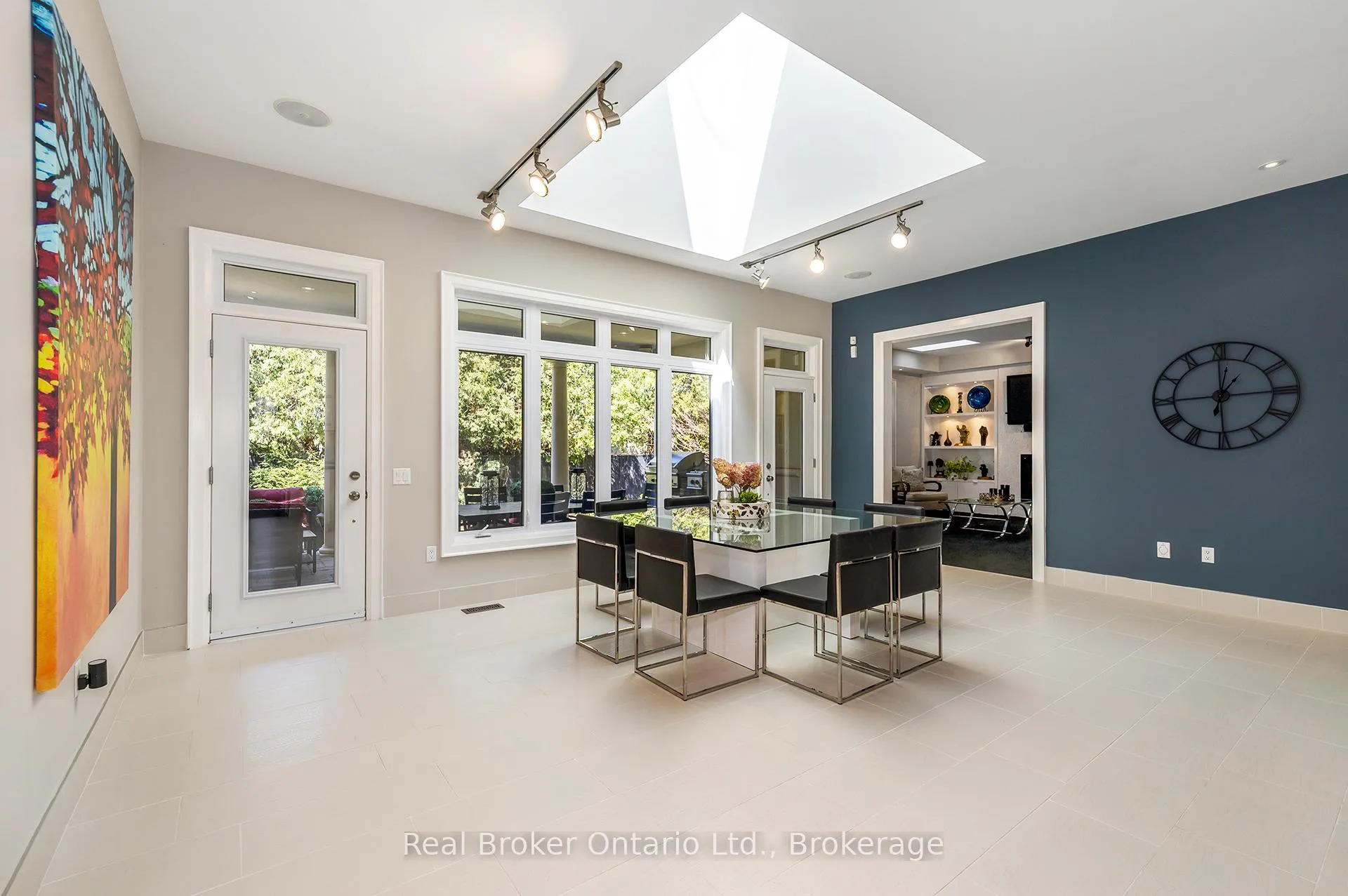 Photo 10 of 4507 Lakeshore Road, Burlington, Shoreacres — HOMEH